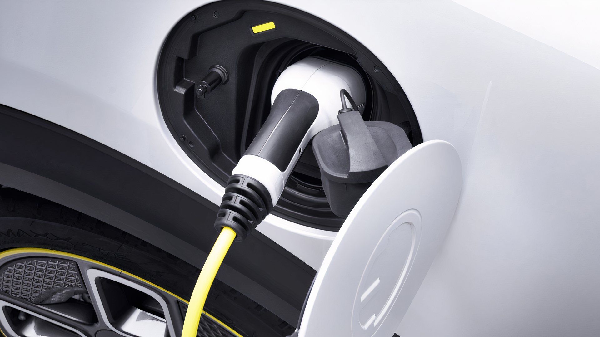 2022 Mini Cooper SE charging port