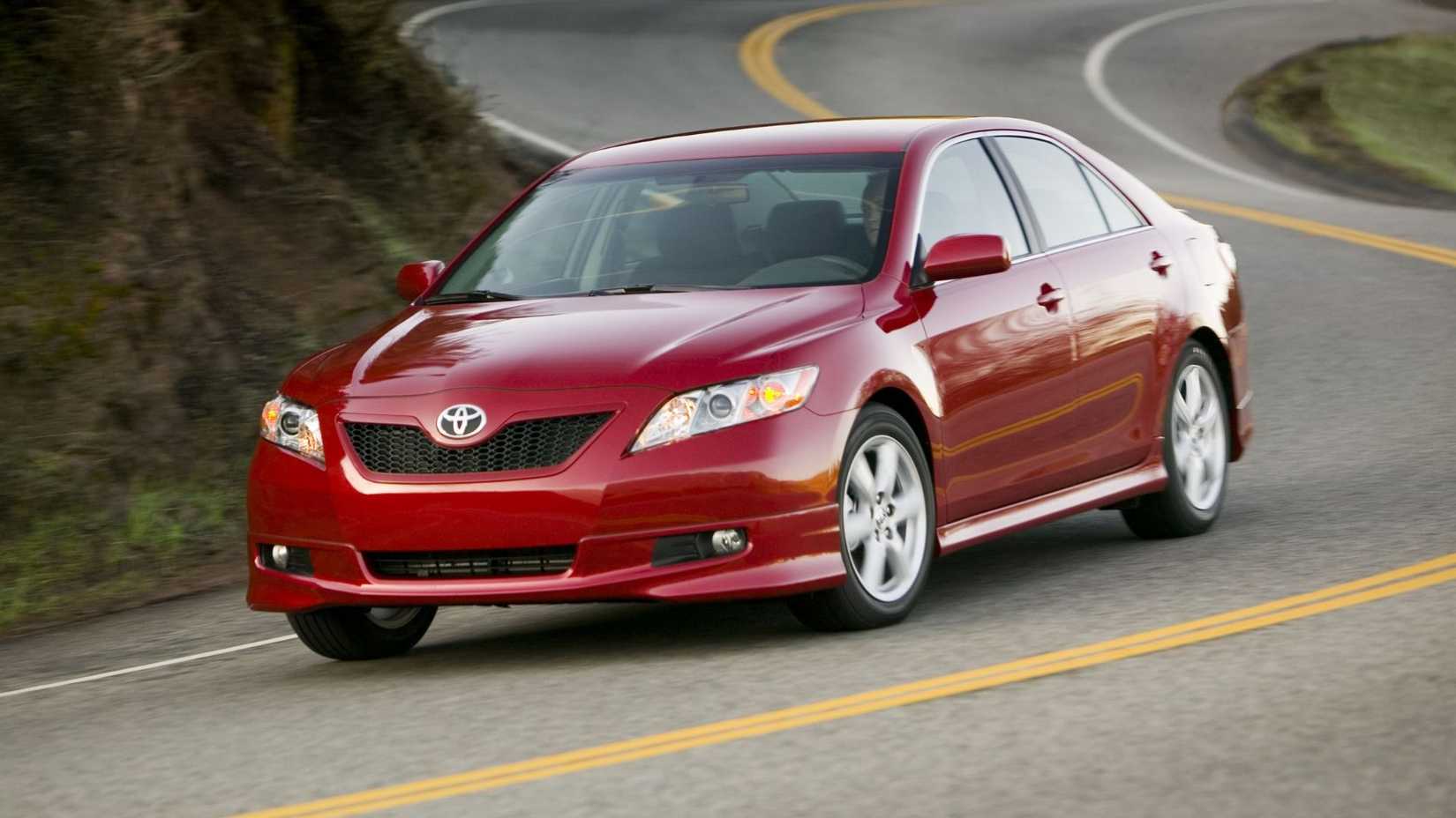 2009 Toyota Camry Pricing, Photos & Specs