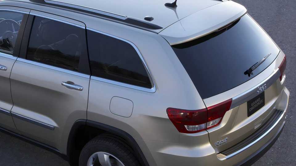 2011 Jeep Grand Cherokee Pricing, Photos & Specs
