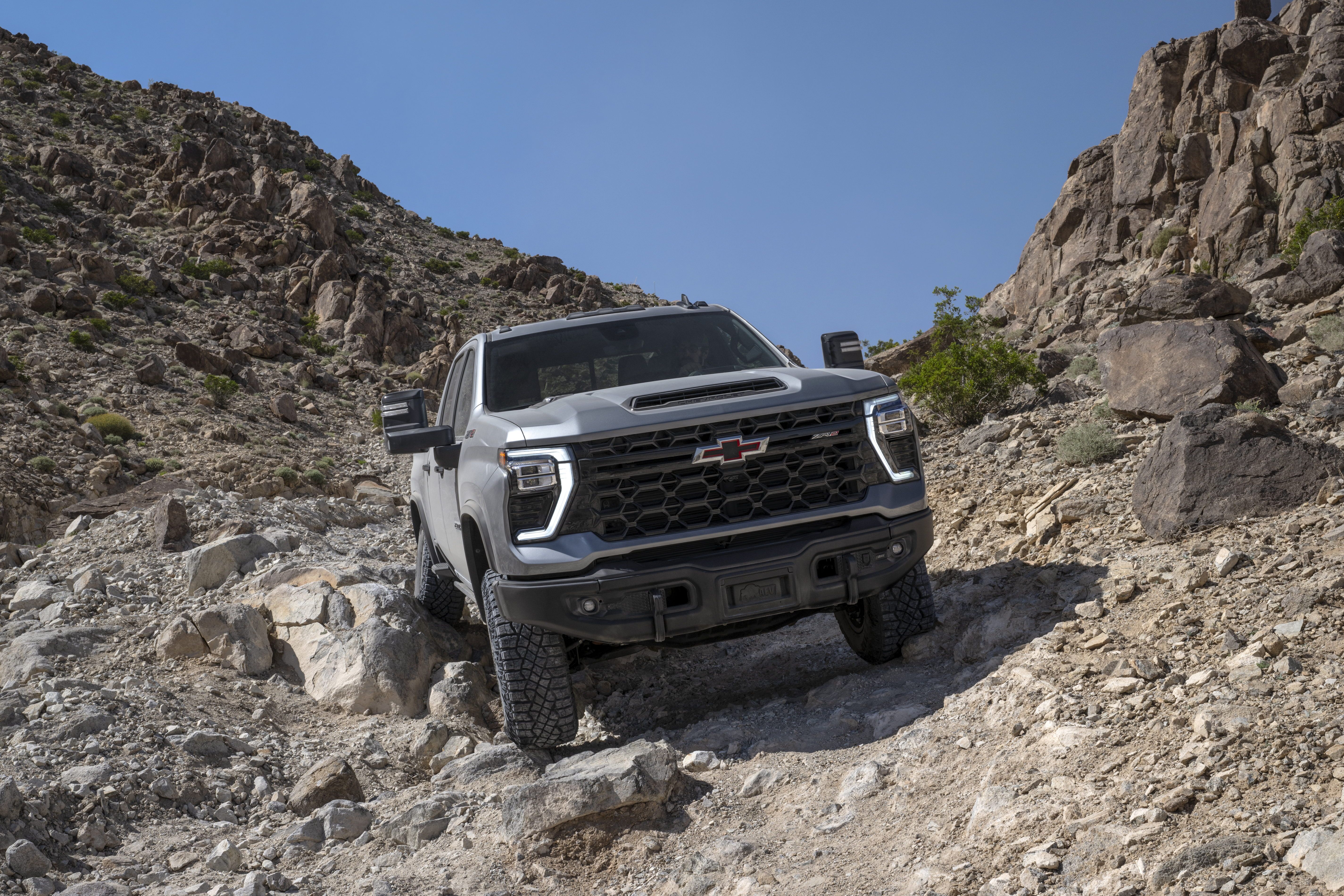 2024-chevrolet-silverado-hd-zr2-bison-500