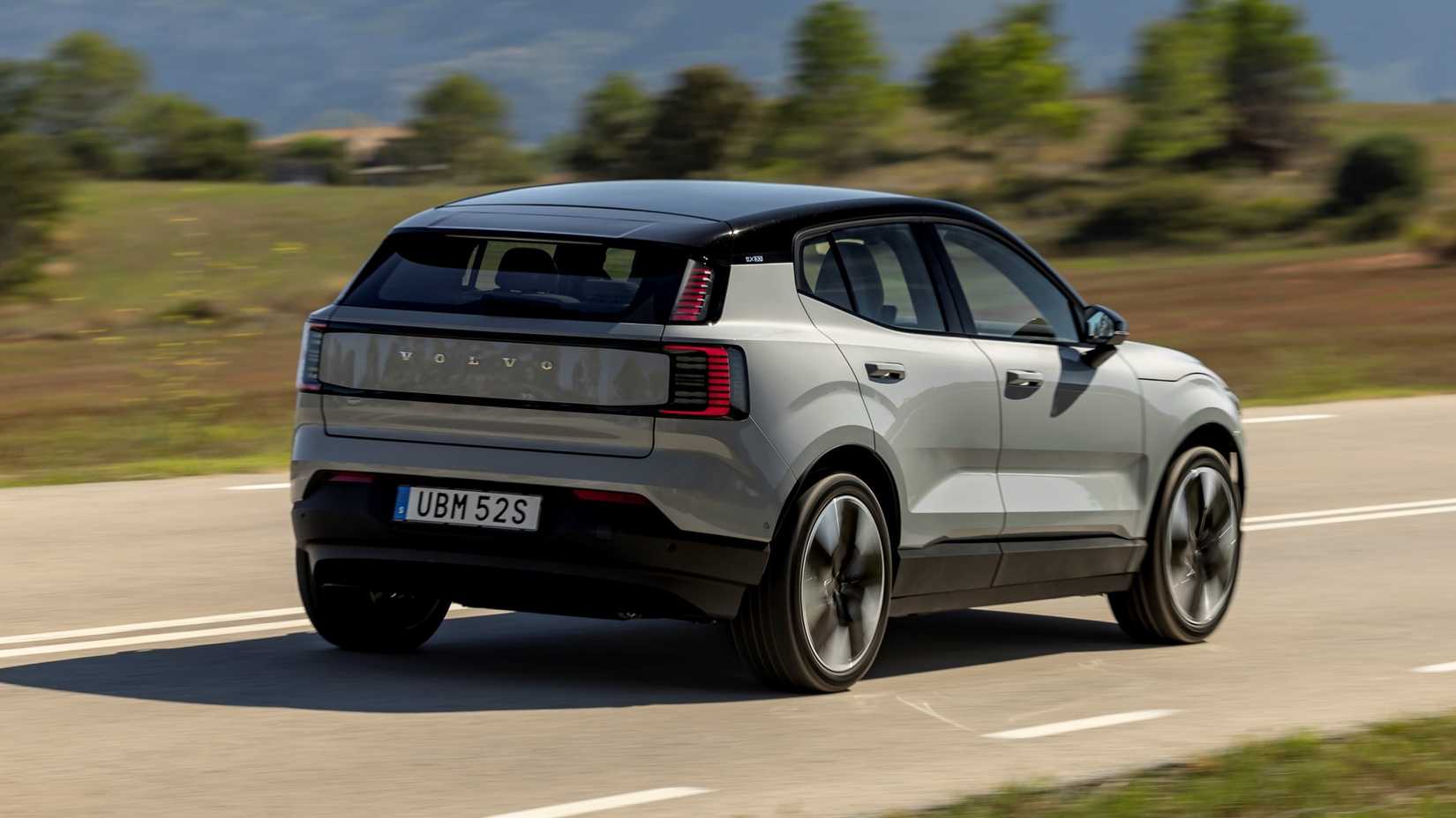 Battle Of The Electric Volvos: 2025 Volvo EX30 Vs. 2024 Volvo C40 Recharge