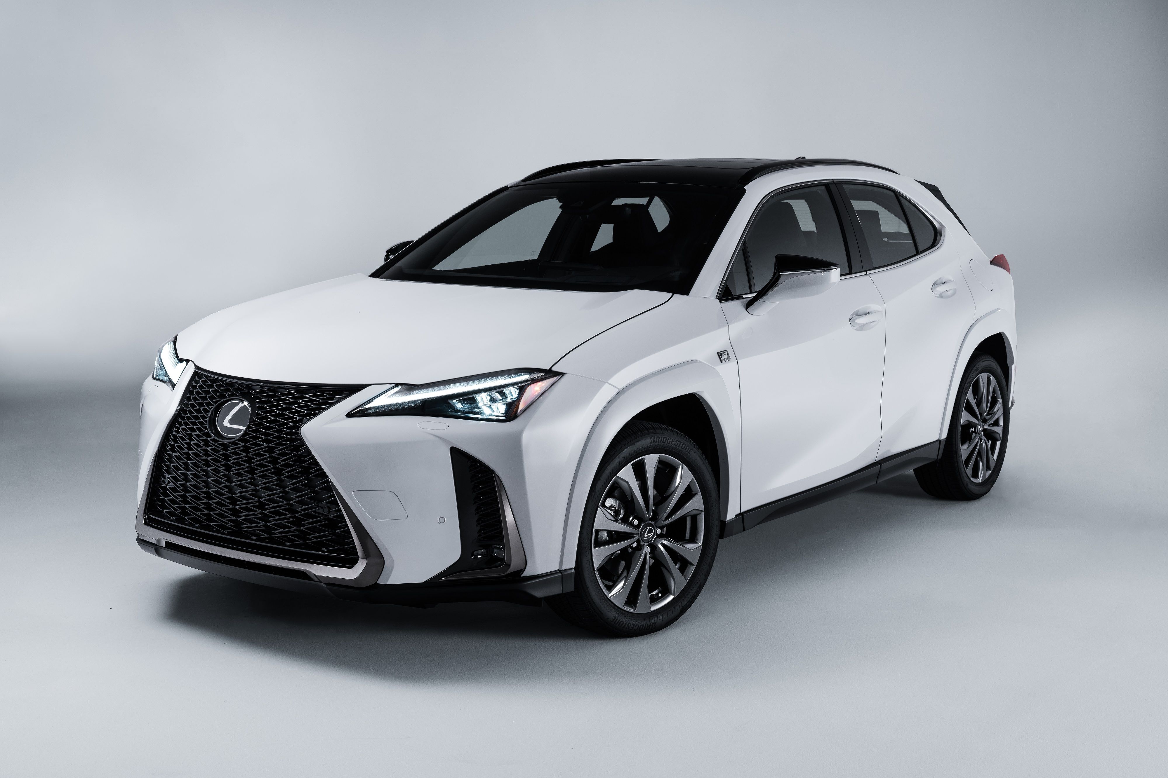 Lexus UX, front 3/4 view