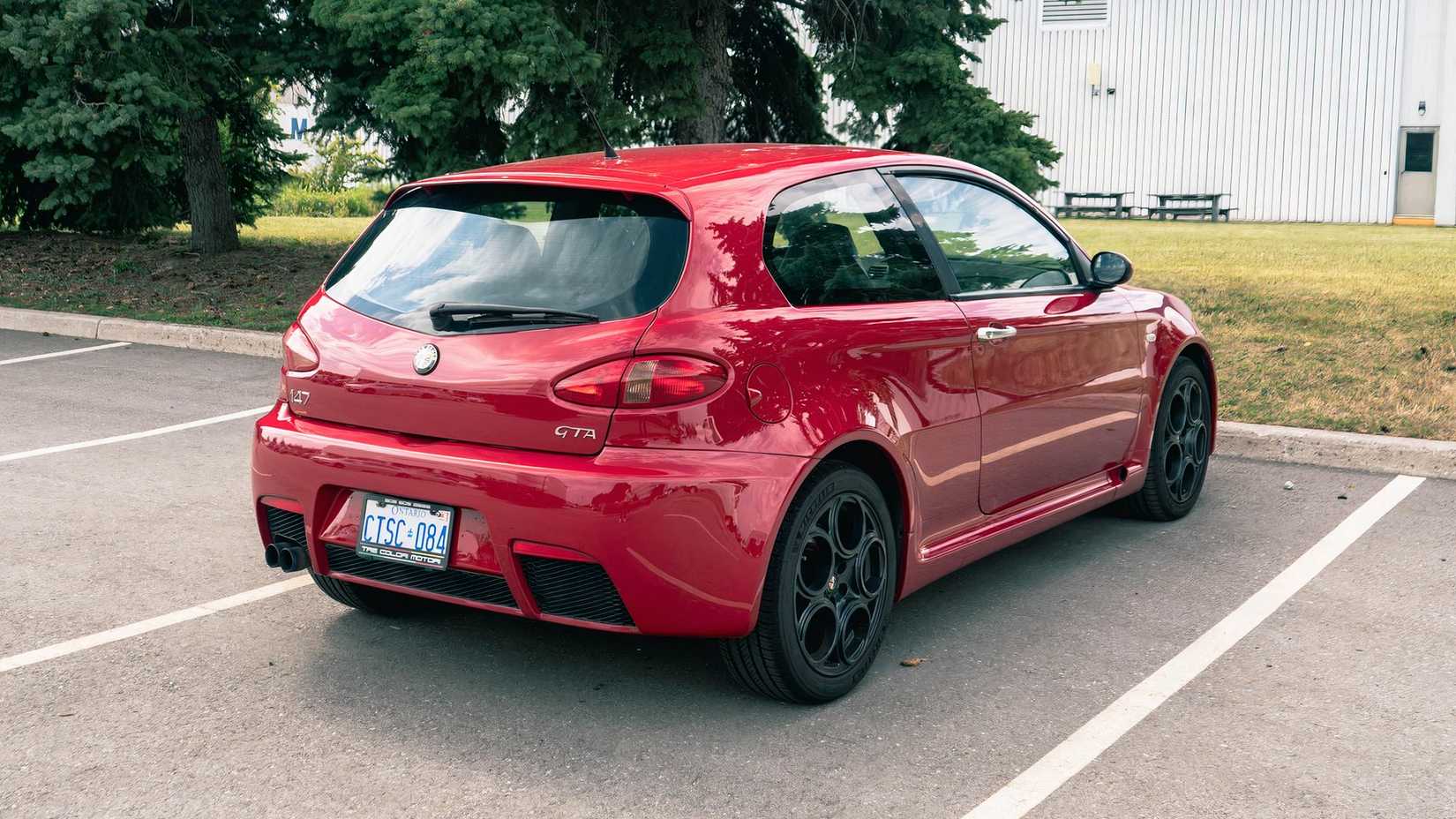 ALFA ROMEO 147 GTA blanc 2002 1/43 EG 805121