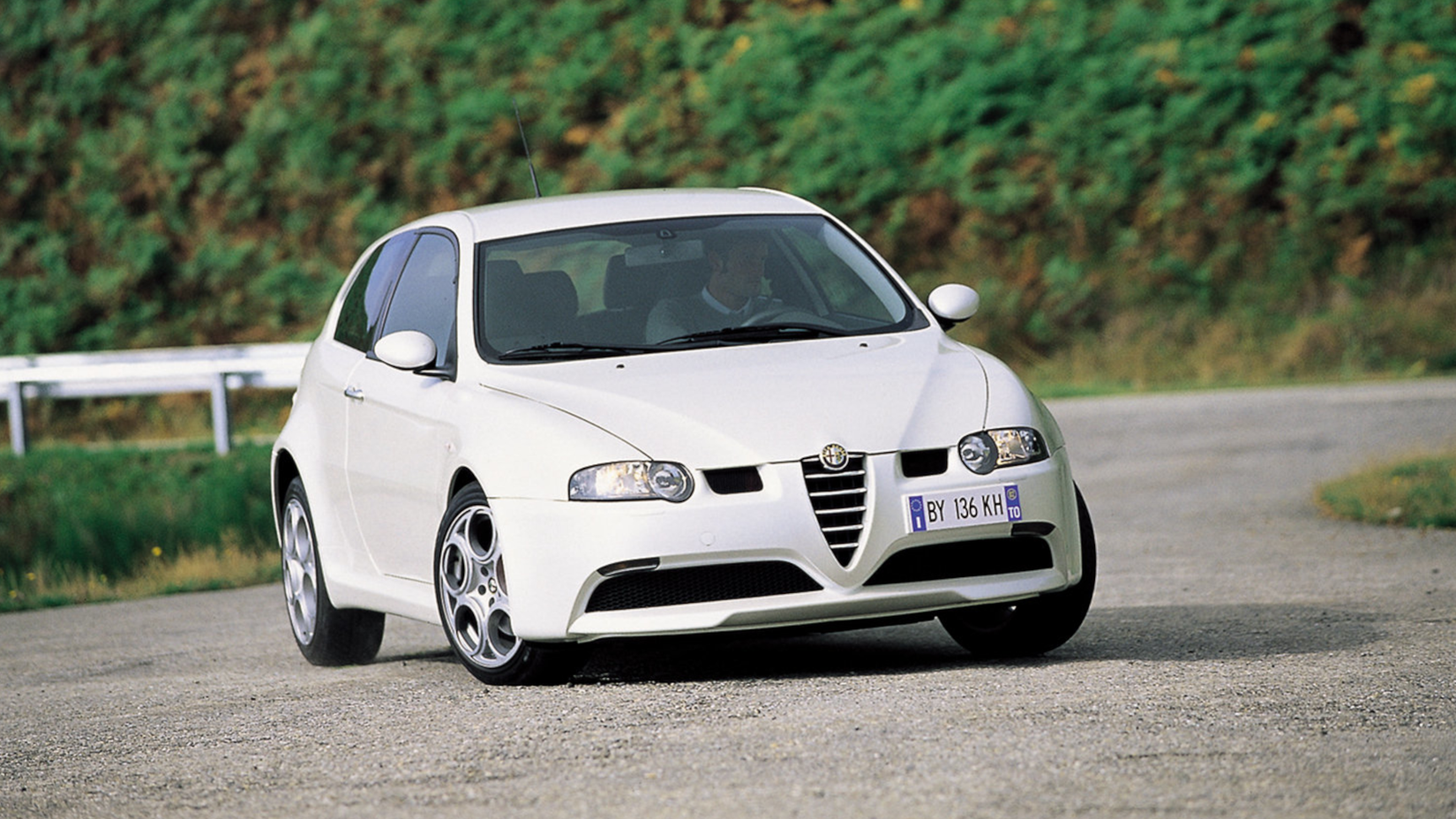The Alfa Romeo 147 GTA Is An Unhinged Hot Hatch