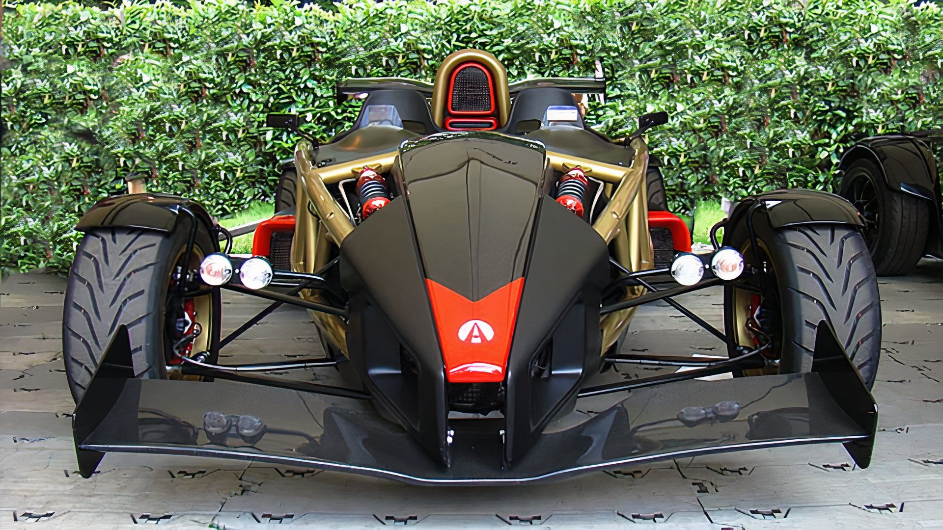 Küçük Deplasmanlı V8 Motorlar: Tarihin En Kompakt Sekiz Silindirli Motorları