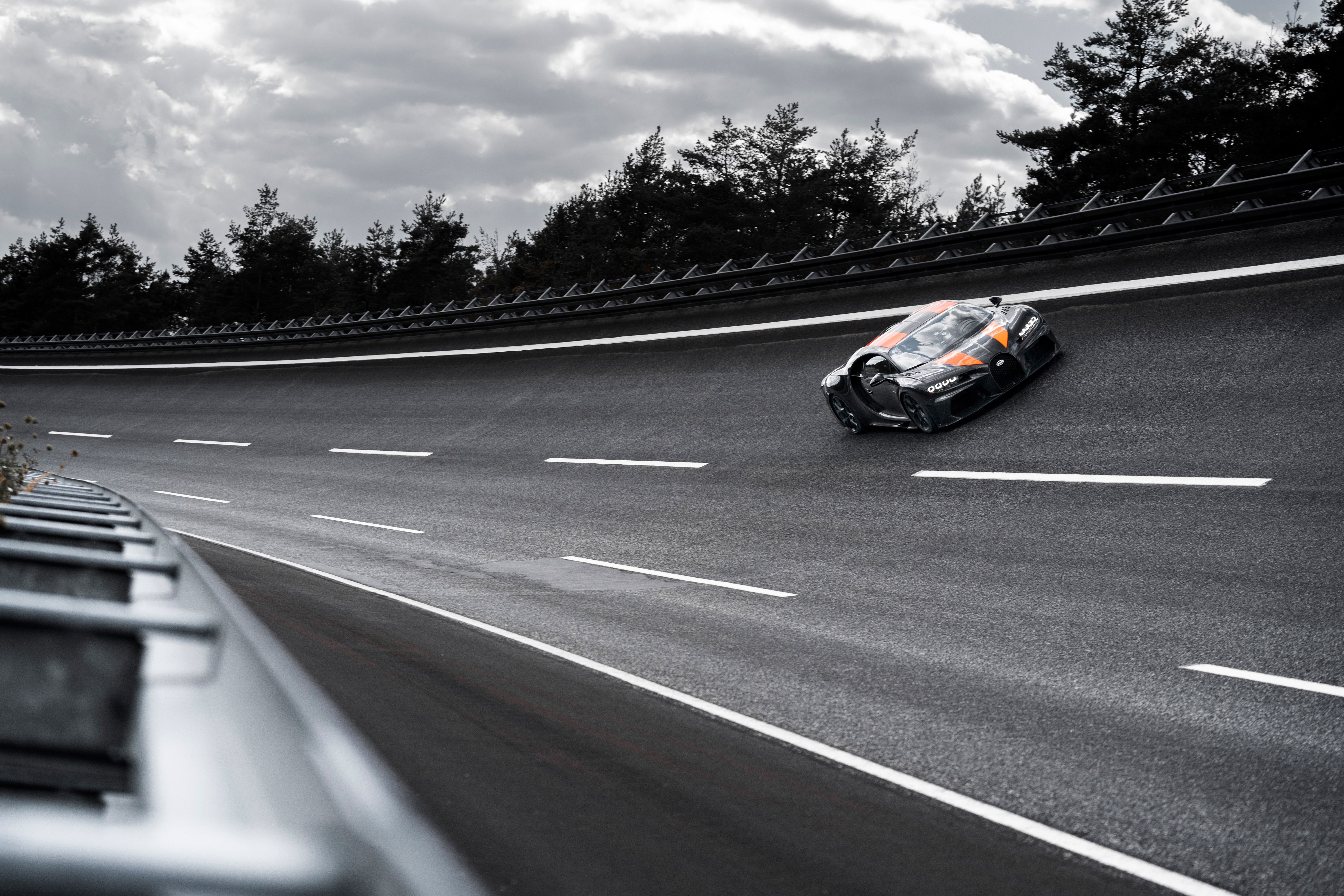 Bugatti Chiron Super Sport 300+ Ehra-Lessien (4)