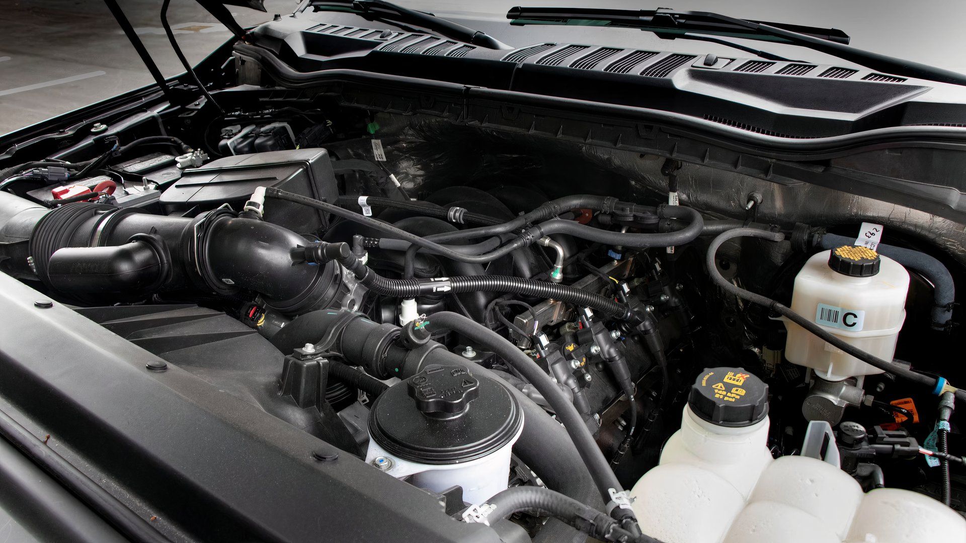 Ford Kills Two Engine Options In Its Biggest Pickup Trucks