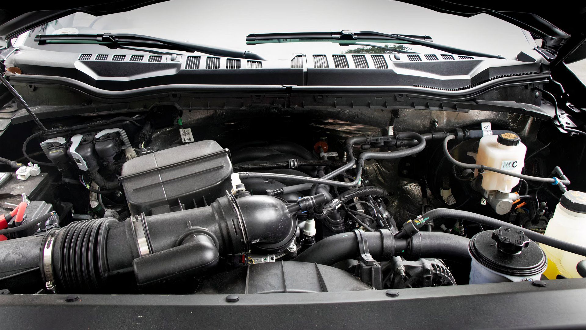 Ford 7.3L Godzilla Engine: Specs, Technical Features, And Applications