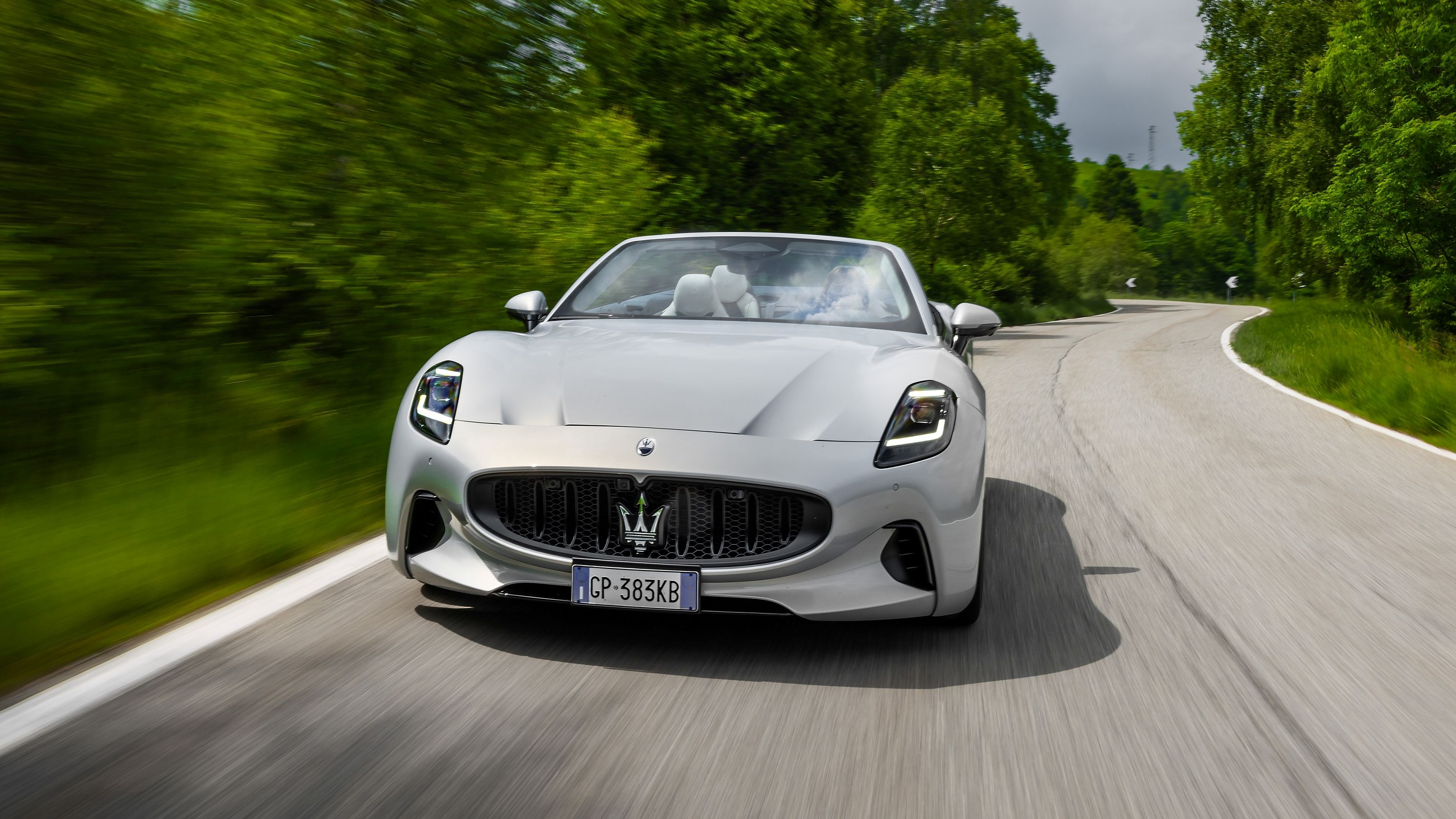 maserati-grancabrio-folgore-bianco-astro