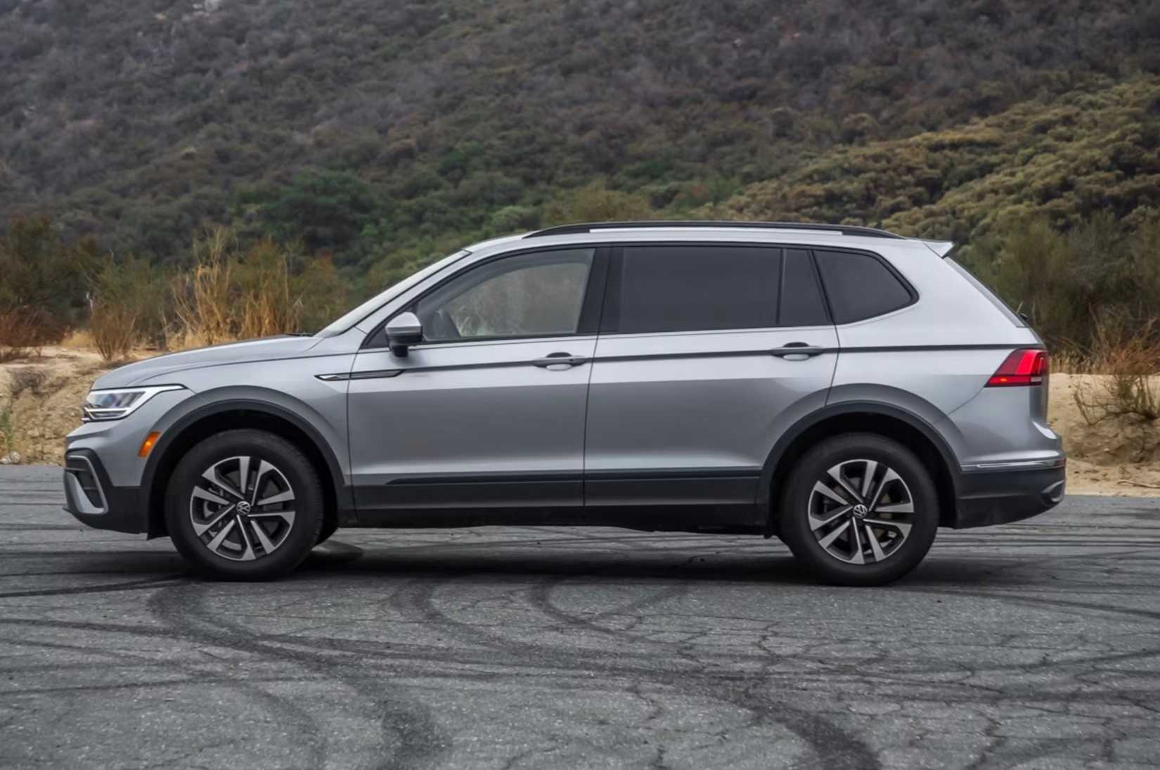 Affordable Cars With Three Rows Of Seats