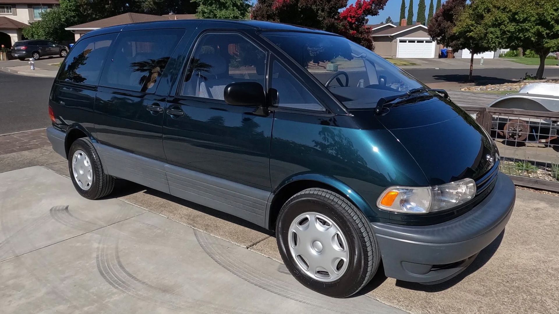10 Facts You Should Know About The Original Toyota Previa