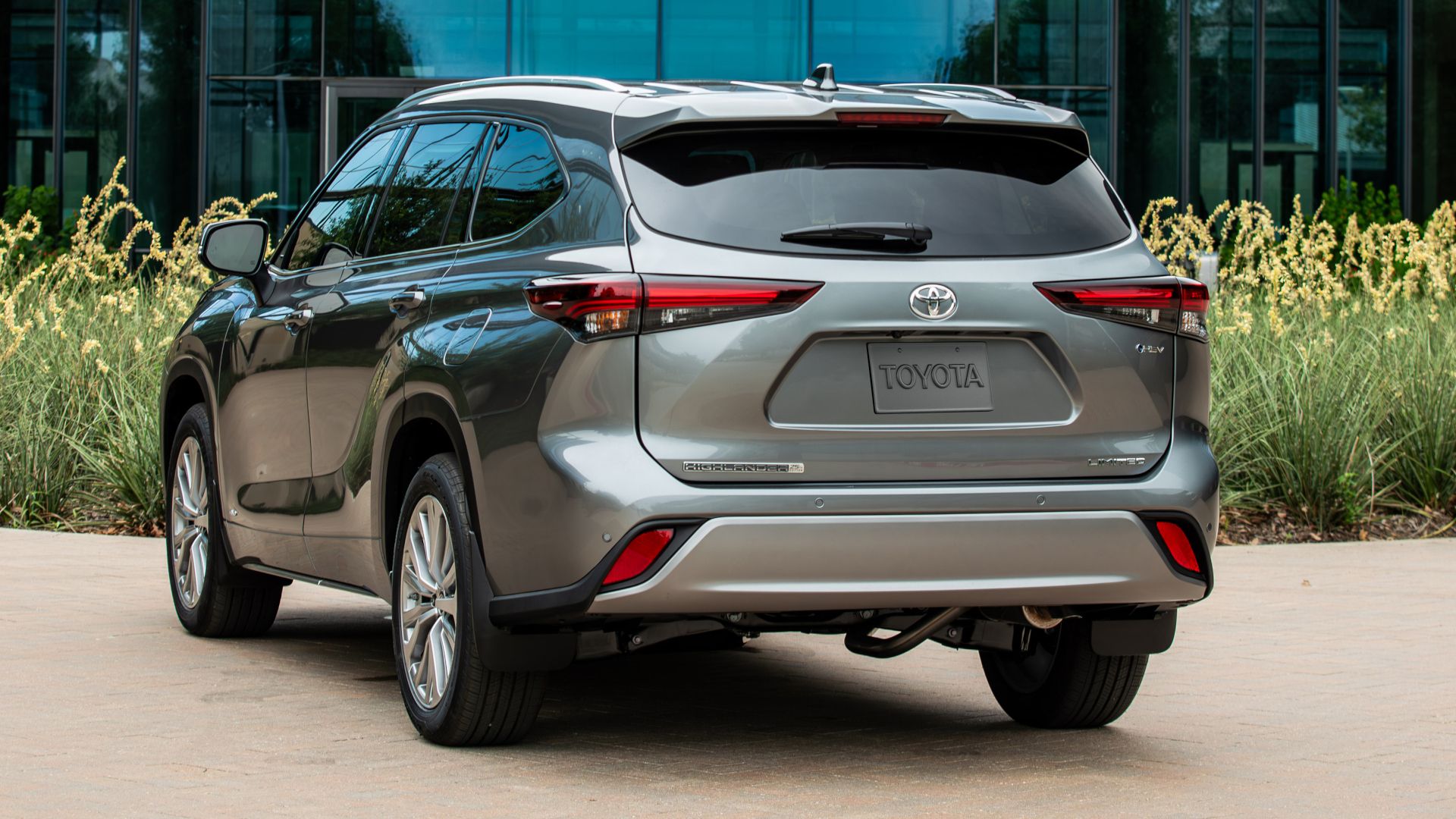 2025 Toyota Highlander Celebrates A Quarter-Century In Style