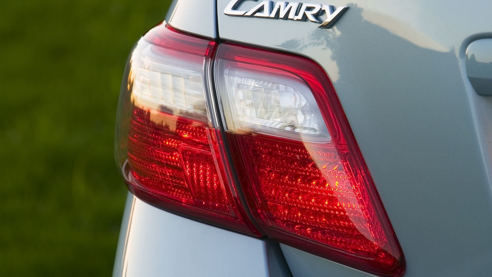 2008 Toyota Camry Pricing, Photos & Specs
