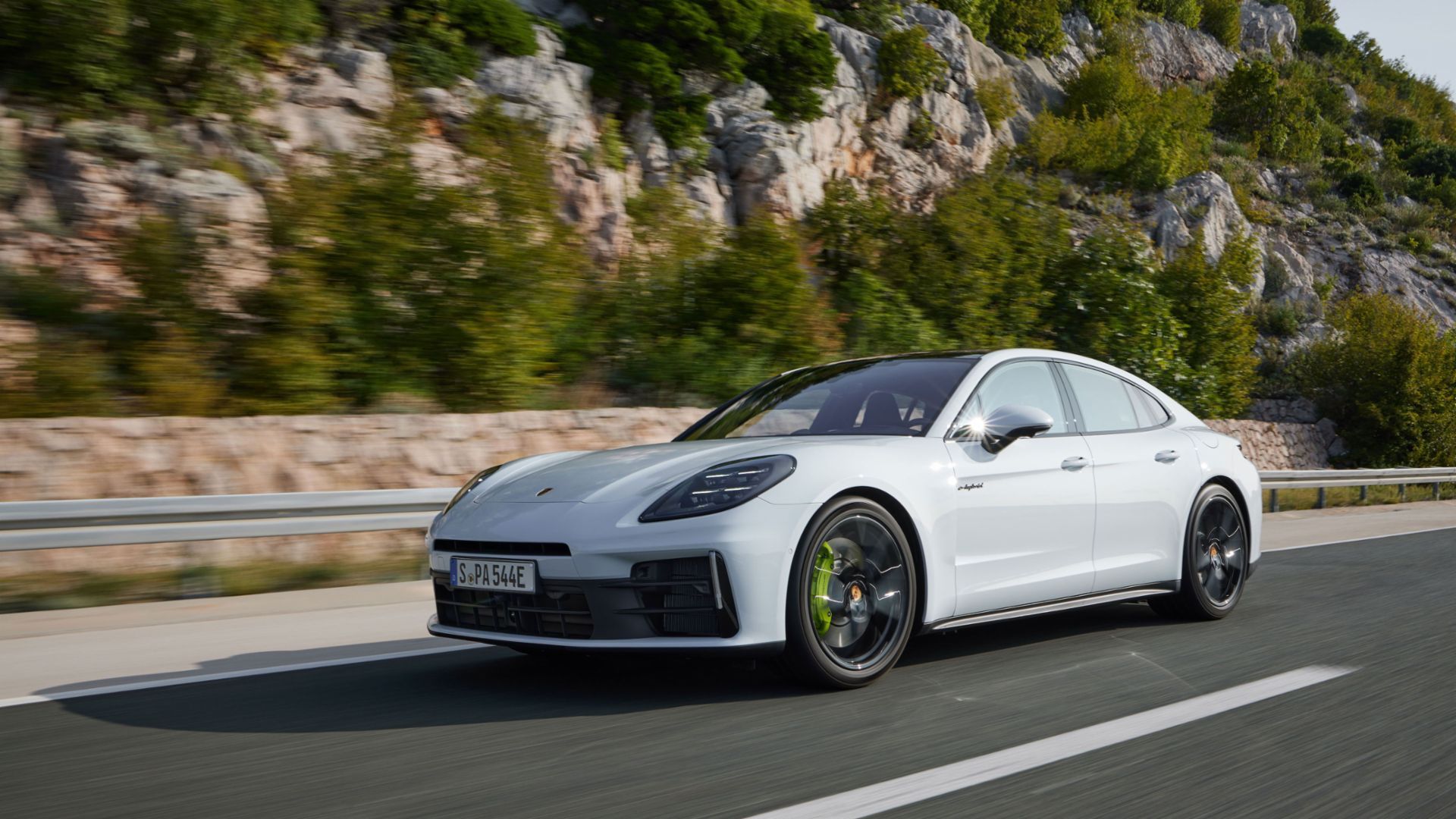 Panamera E-Hybrid, White 