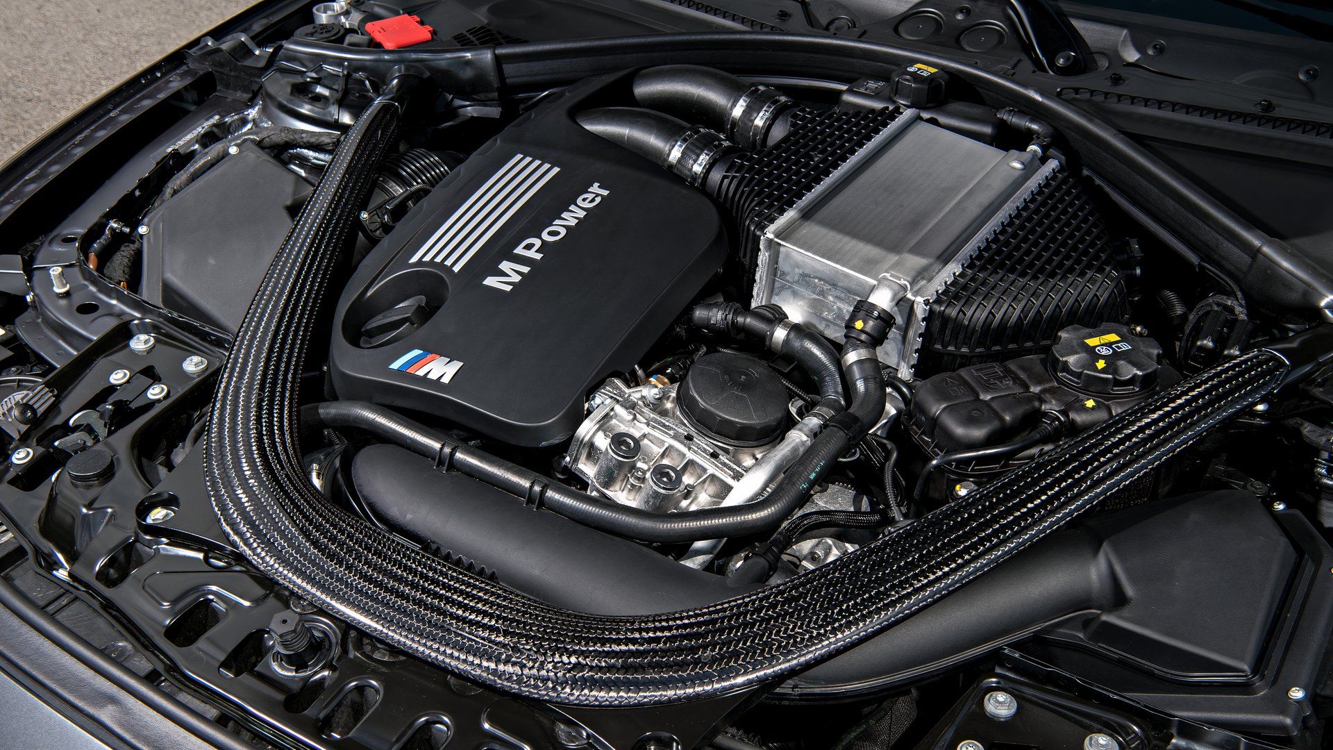 2016 BMW M4 GTS Engine-1