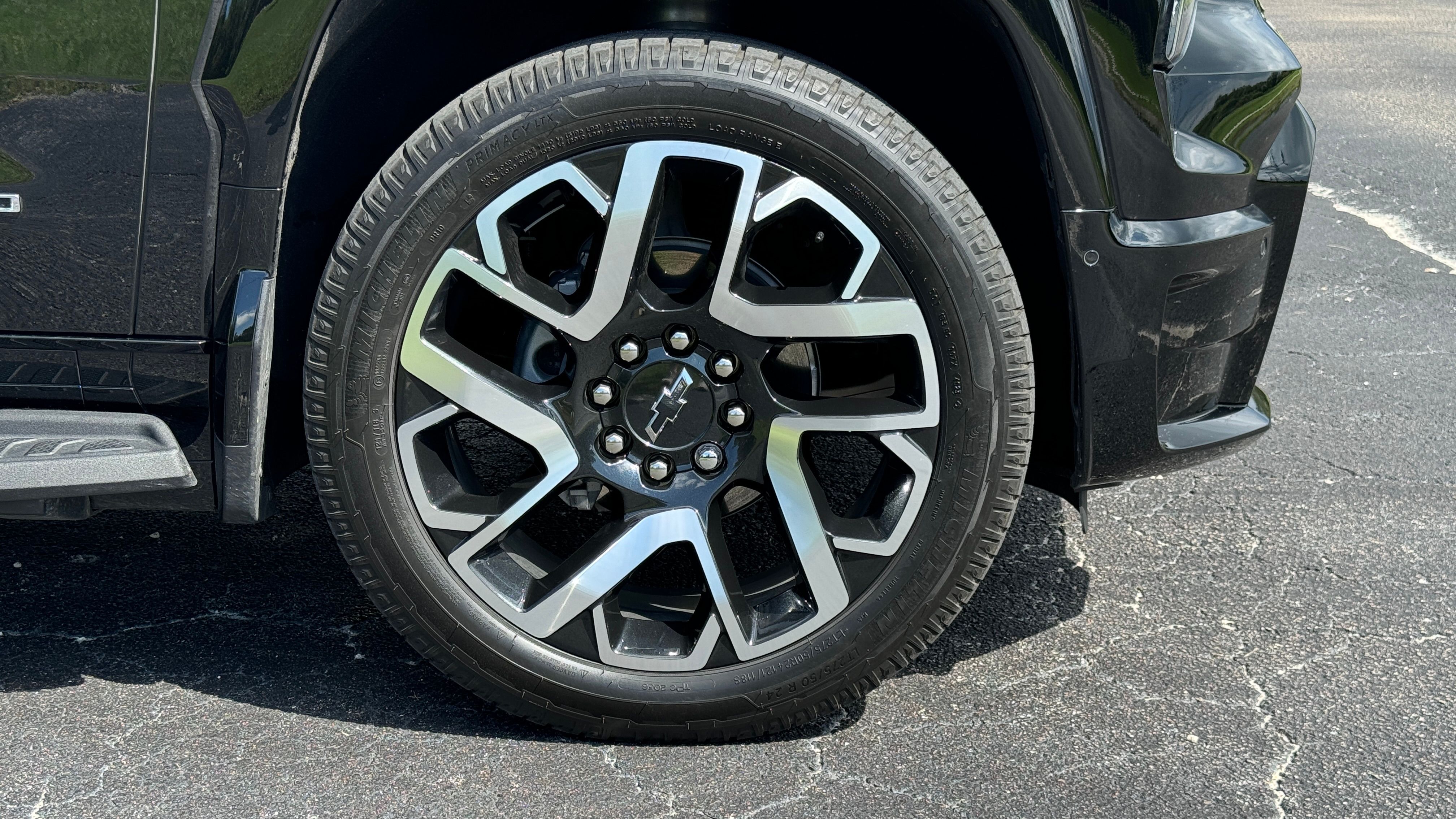 2024 Chevrolet Silverado EV wheel