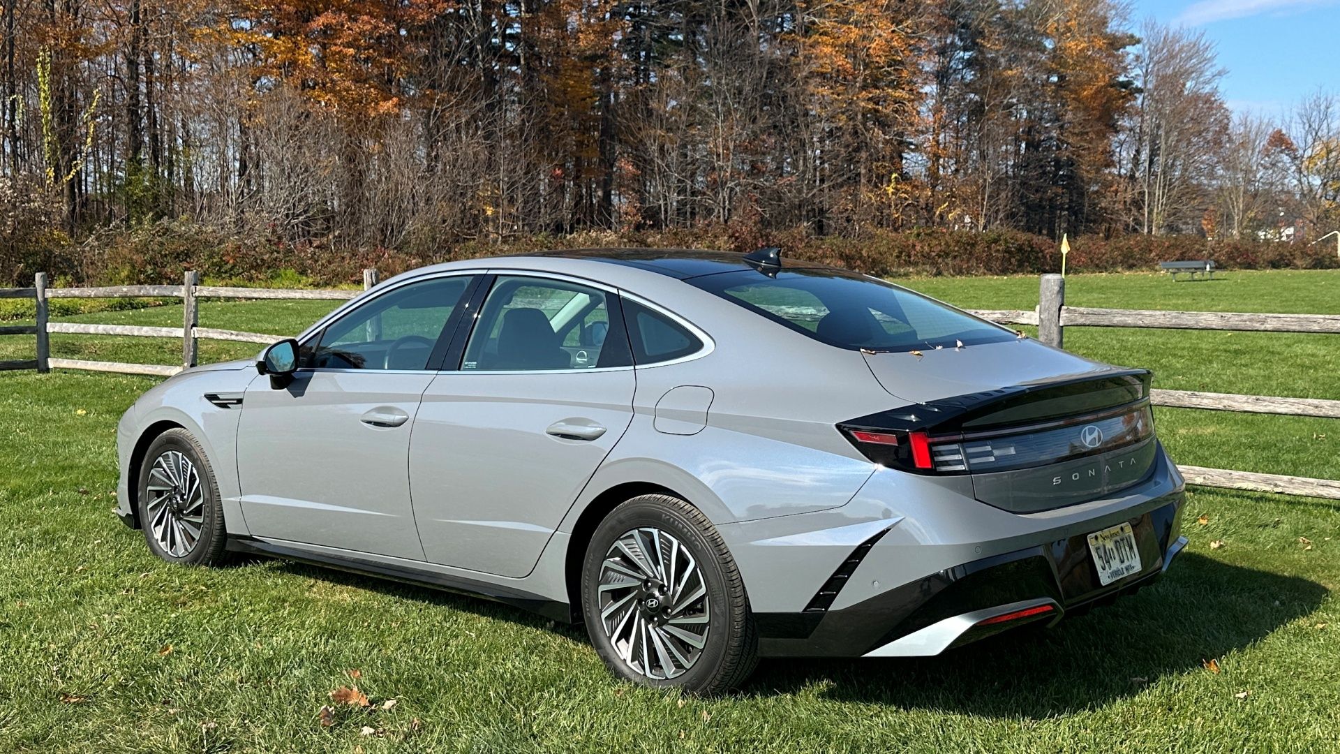 2024 Hyundai Sonata Hybrid Test Drive: Efficiency Over Everything