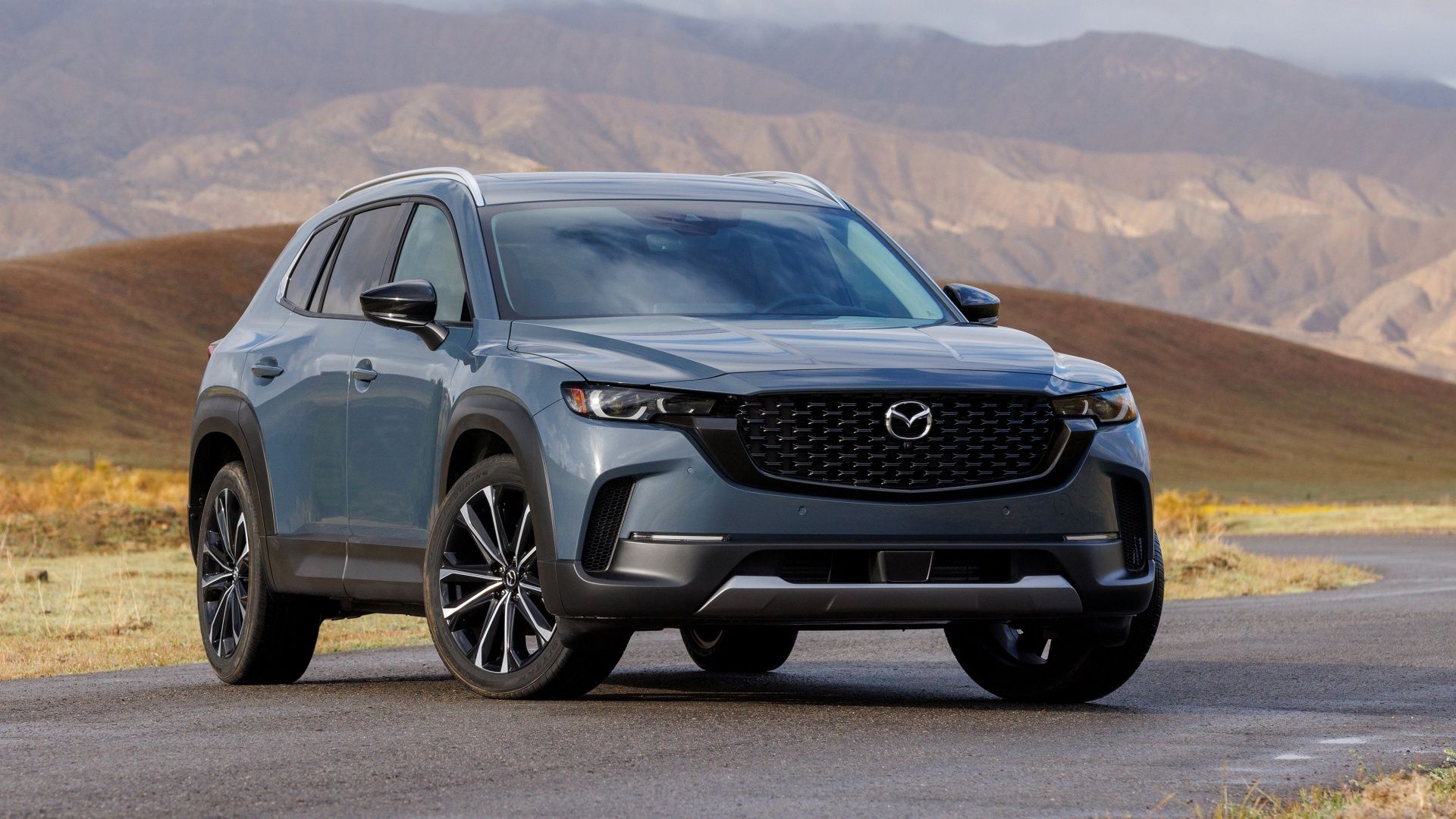 Front quarter of the 2024 Mazda CX-50