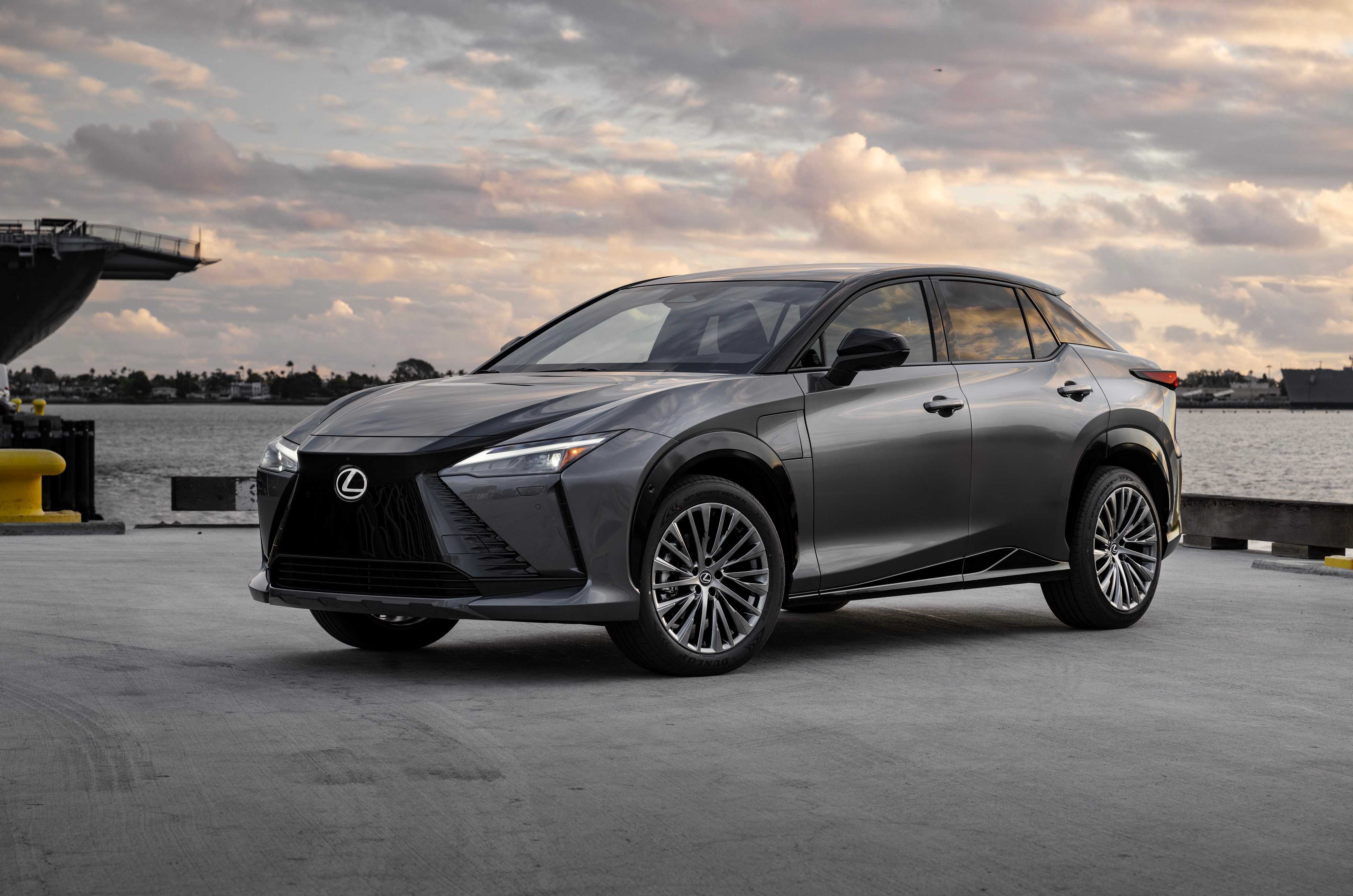 Lexus Roz Small Lexus SUVs Ranked From Least To Most Expensive