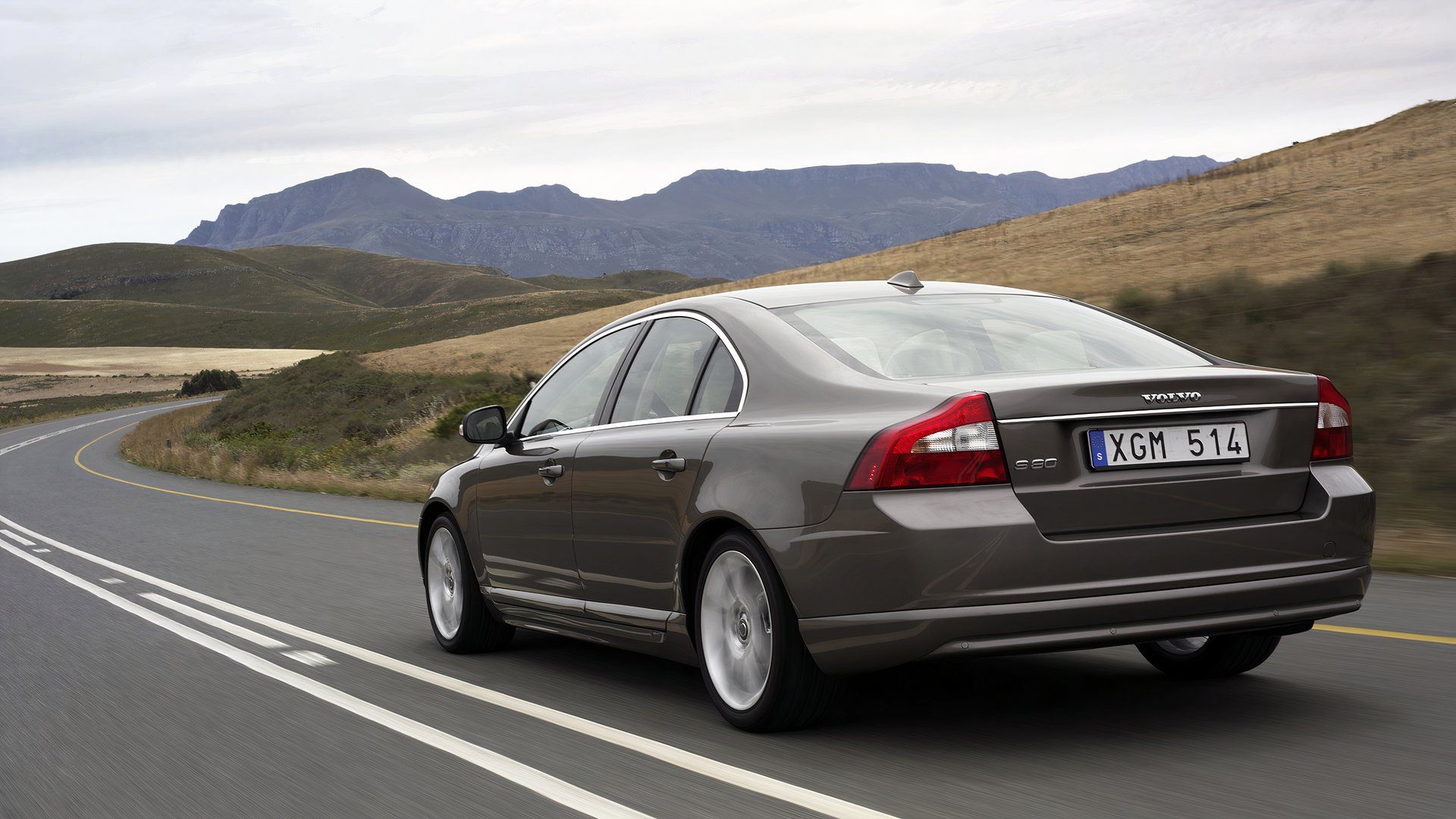 10 Luxury Cars The Automotive World Forgot About
