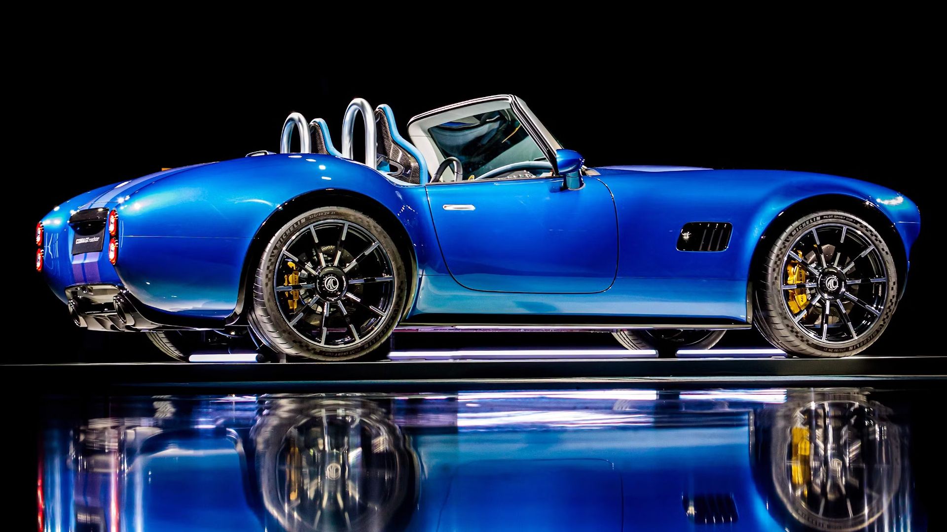 Extraordinary Cars With Ac In The Back Picturesnull