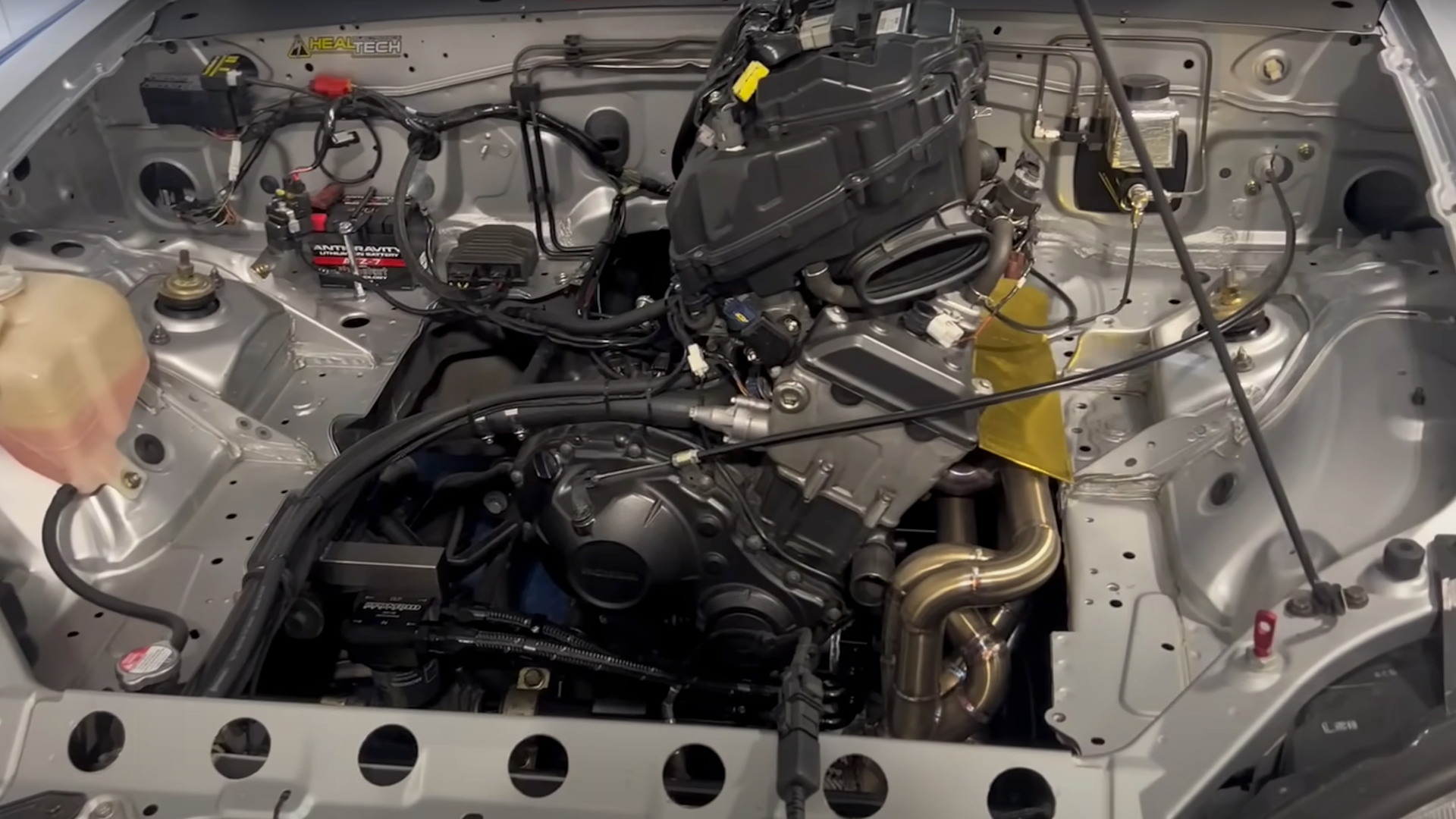 13,000-RPM Mazda Miata Has A Screaming Honda Surprise