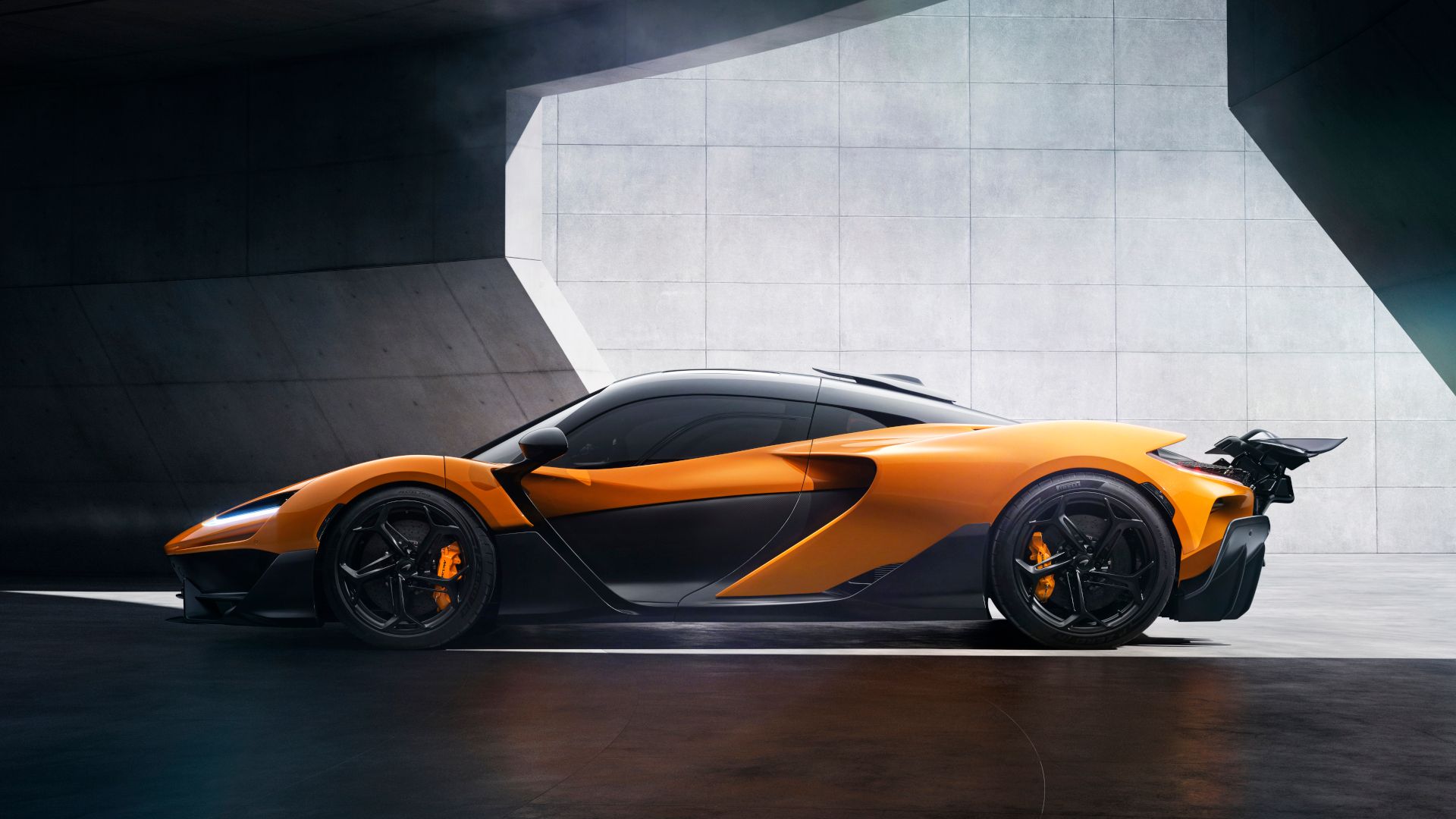 The Transmission In The McLaren W1 Is Equal Parts Cool And Weird