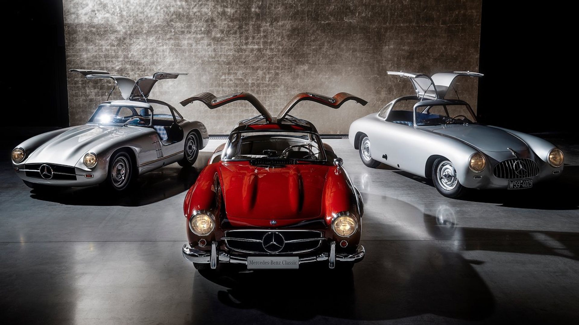 Mercedes-Benz 300 SL Gullwing Group Shot