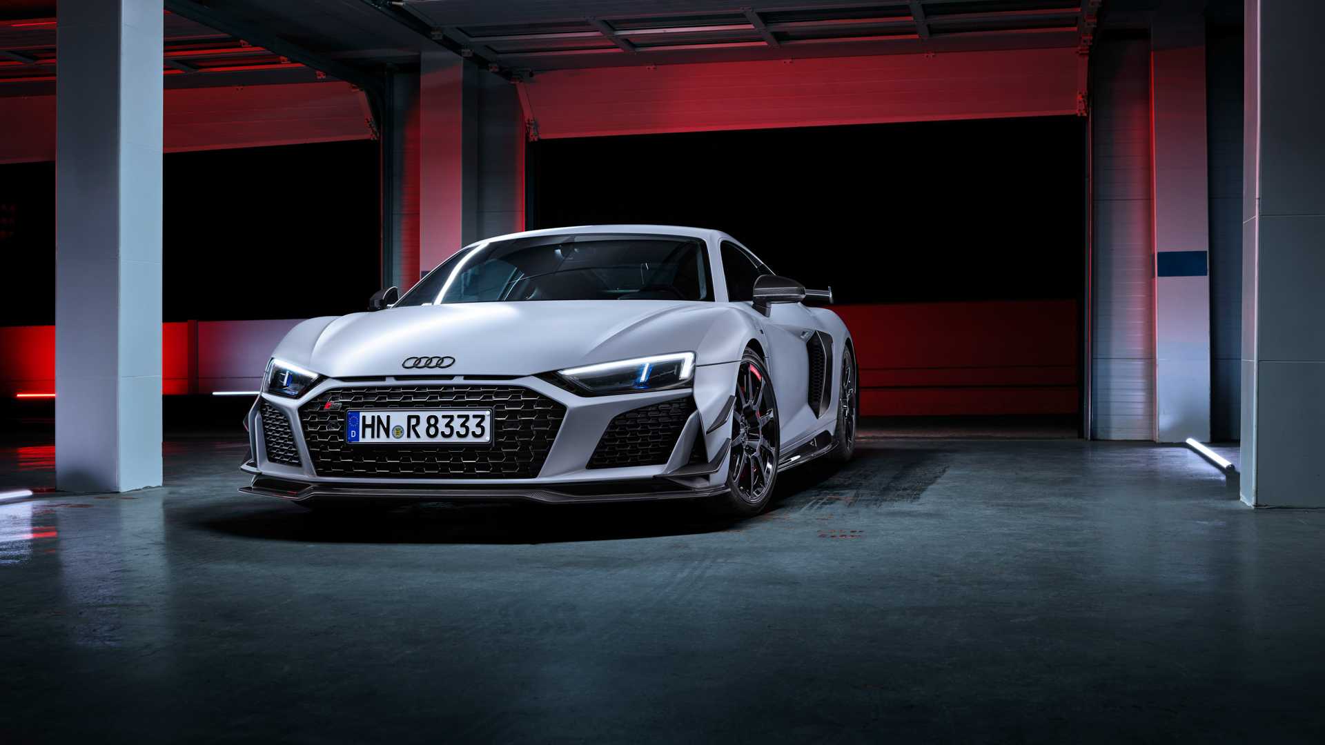 Audi R8 Legend Audi R8: 0-60 And All The Numbers That Define A Legend