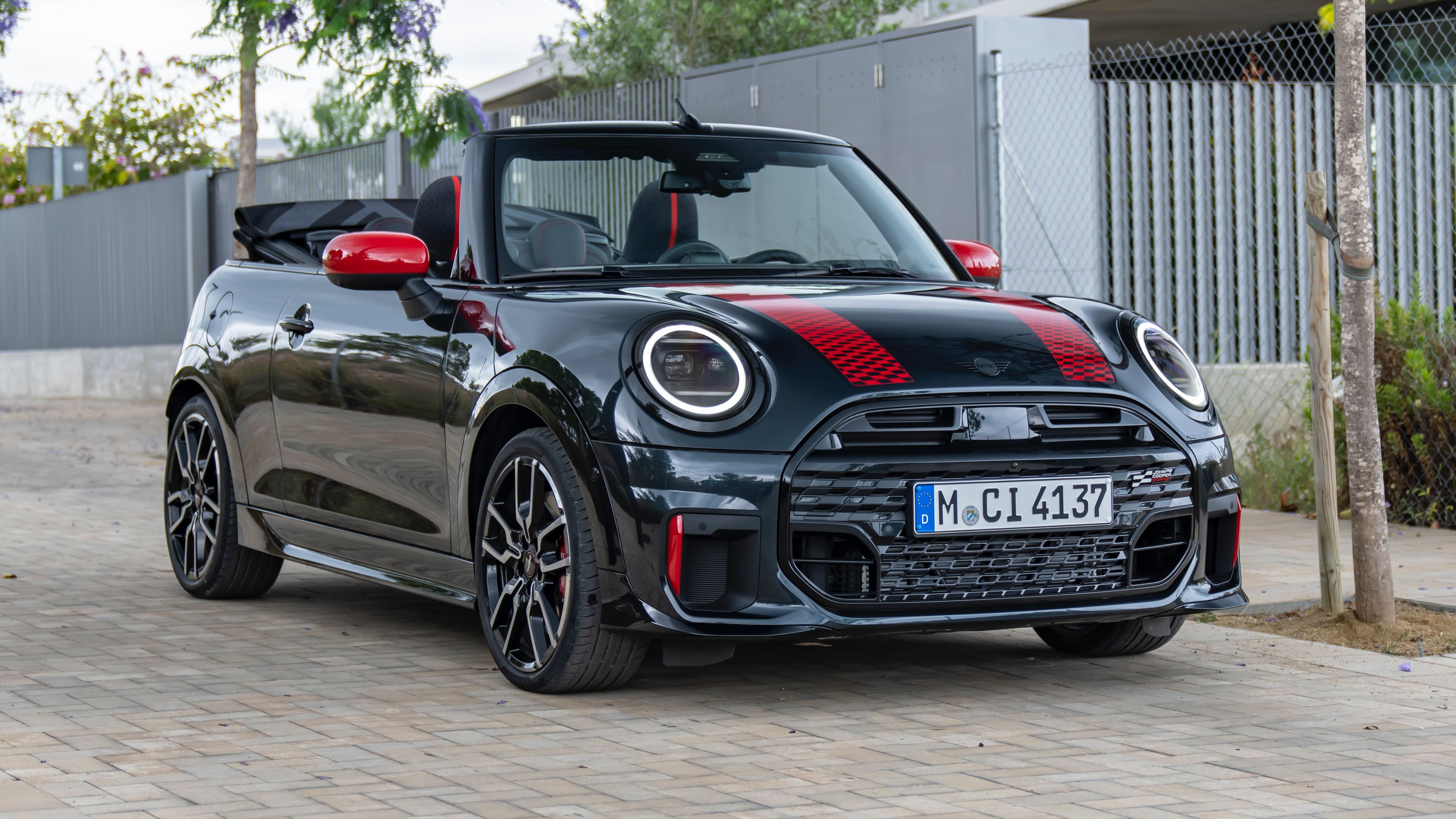 Mini Reveals JCW Cooper Hardtop And Convertible With No Power Increase