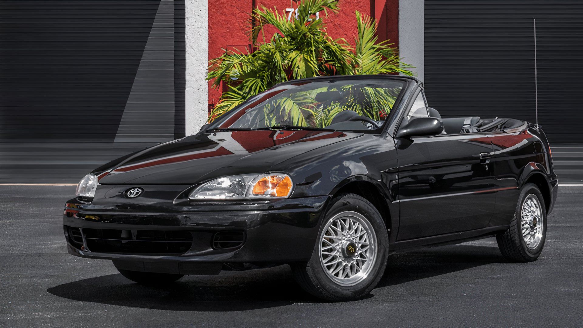 1997 Toyota Paseo Convertible front 1/4