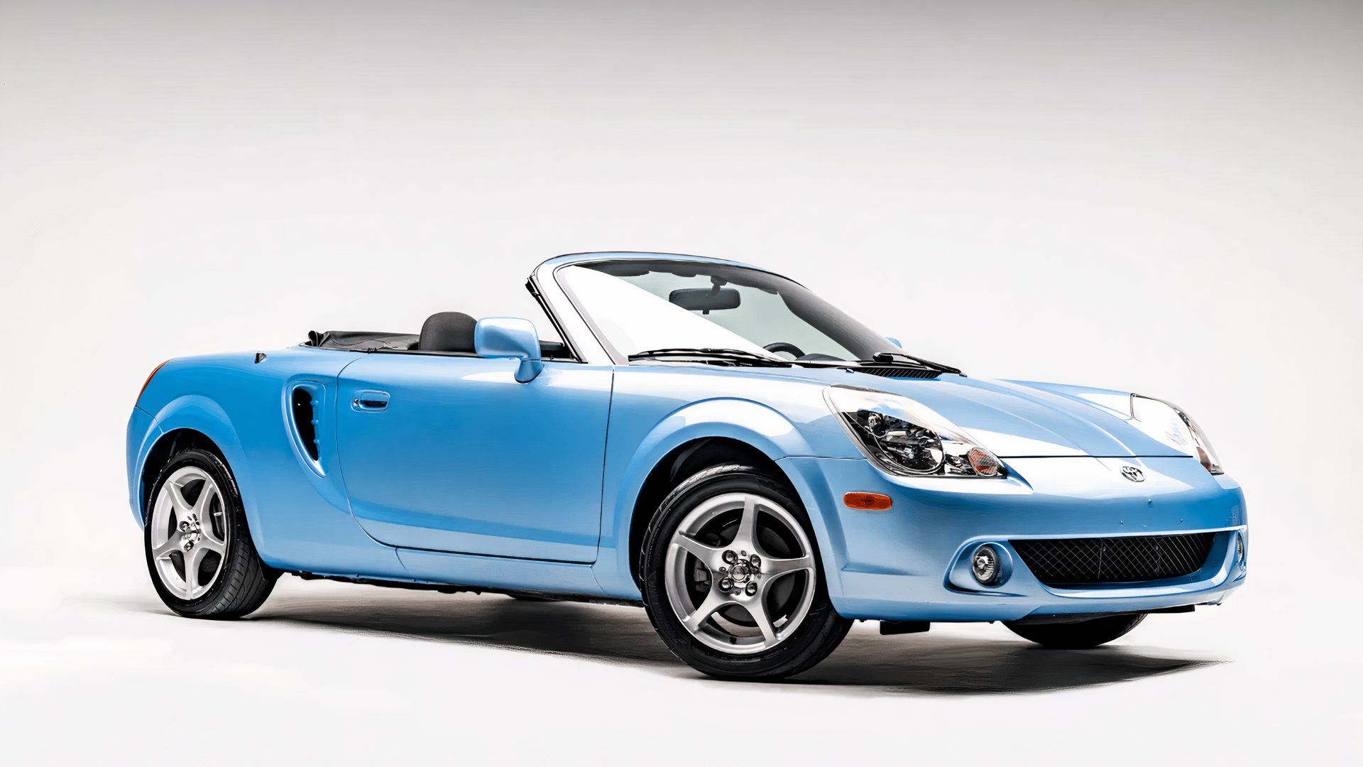 2000 Toyota MR2 Spyder front 1/4