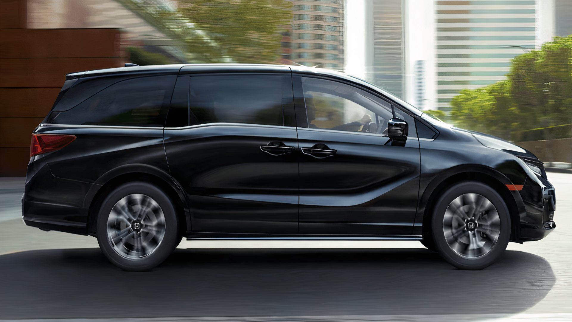 2025 Honda Odyssey Elite side driving