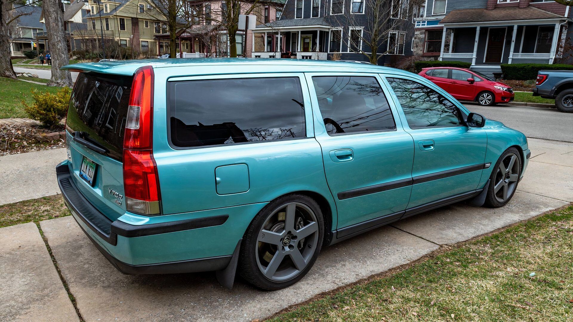 Volvo V70R