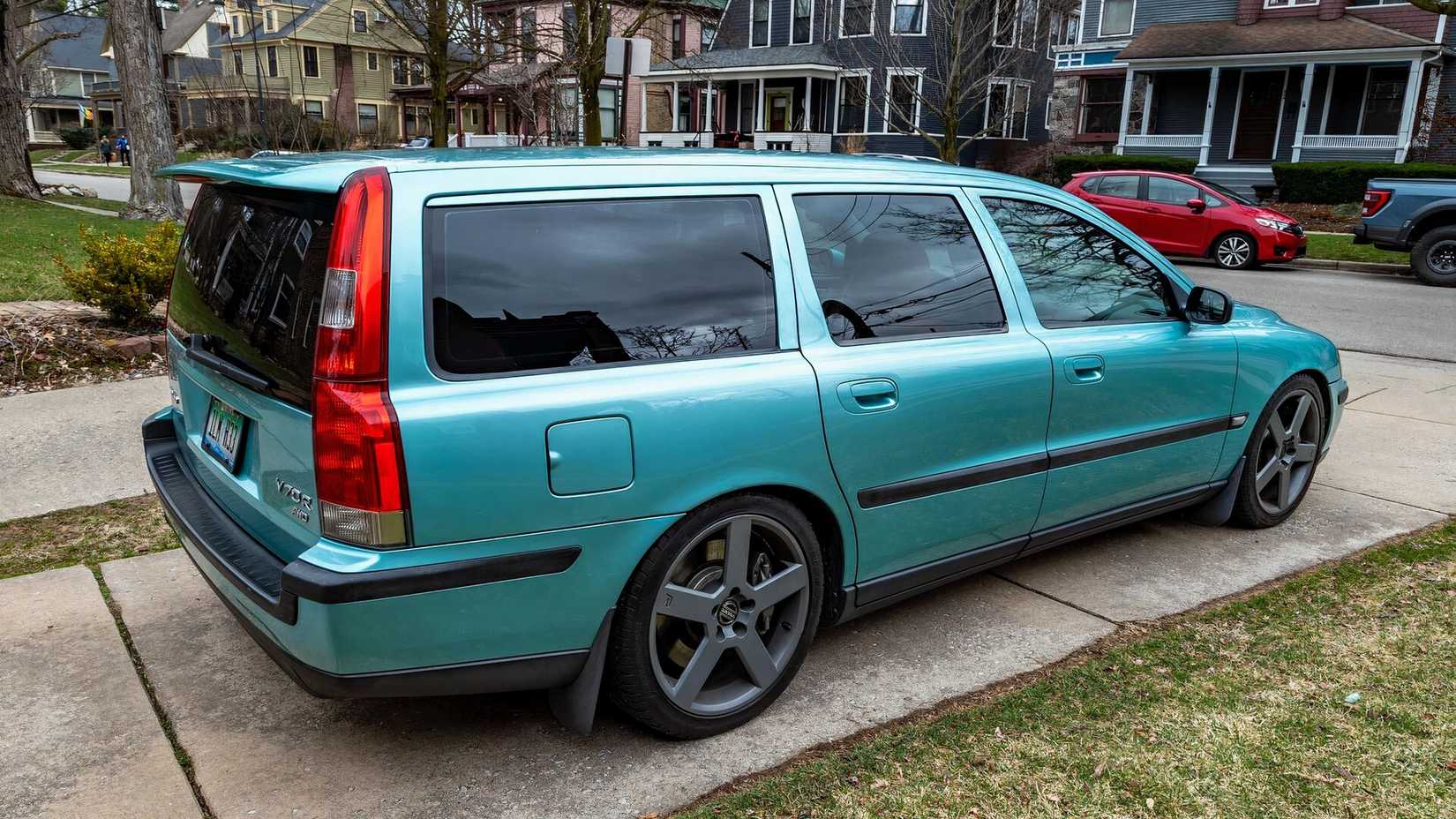 V70 R Design Se Rear 10 Potent Sleepers From Volvo: Sports Car Performance Meets Unassuming ...