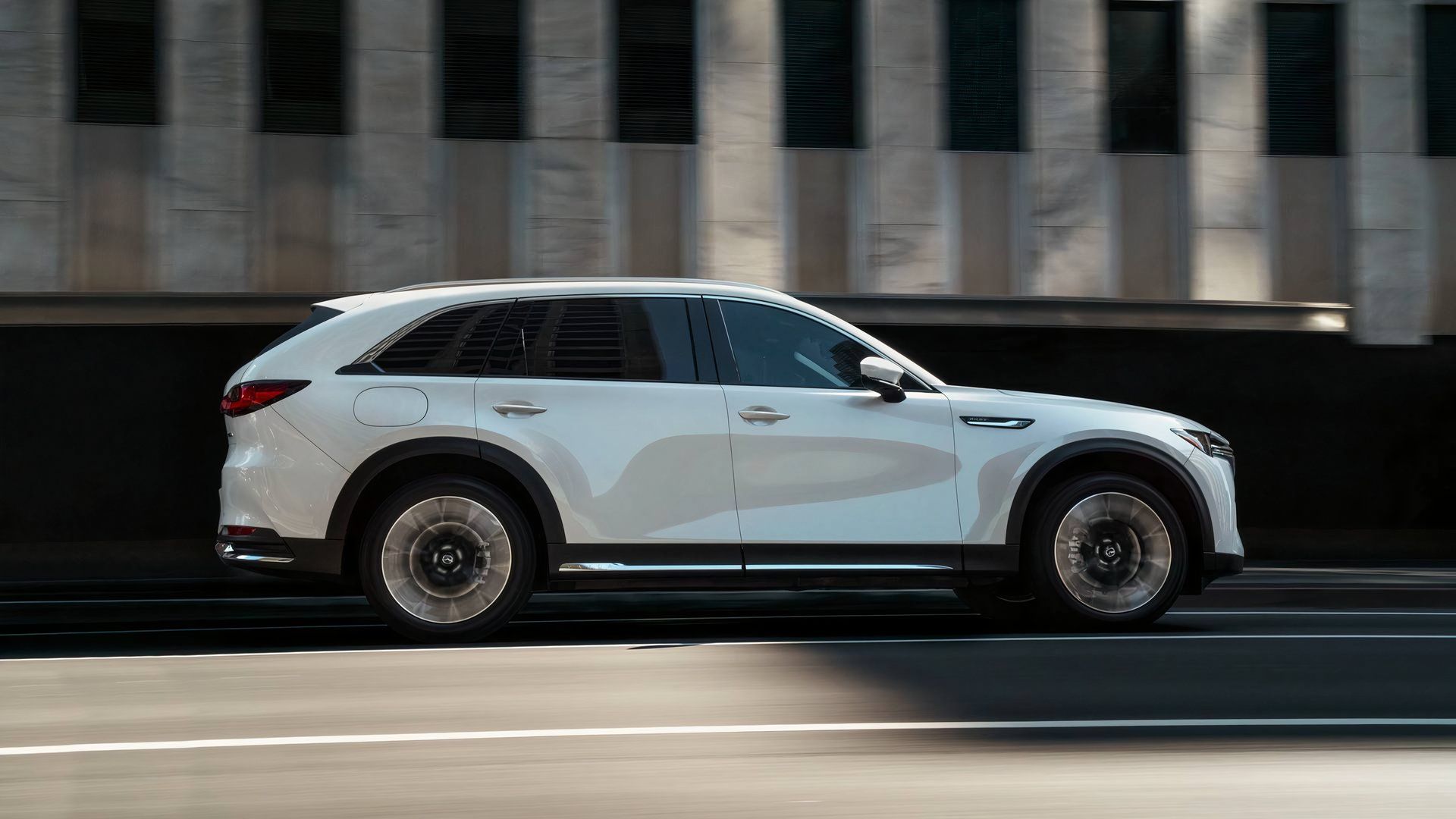 2024 Mazda CX-90 exterior