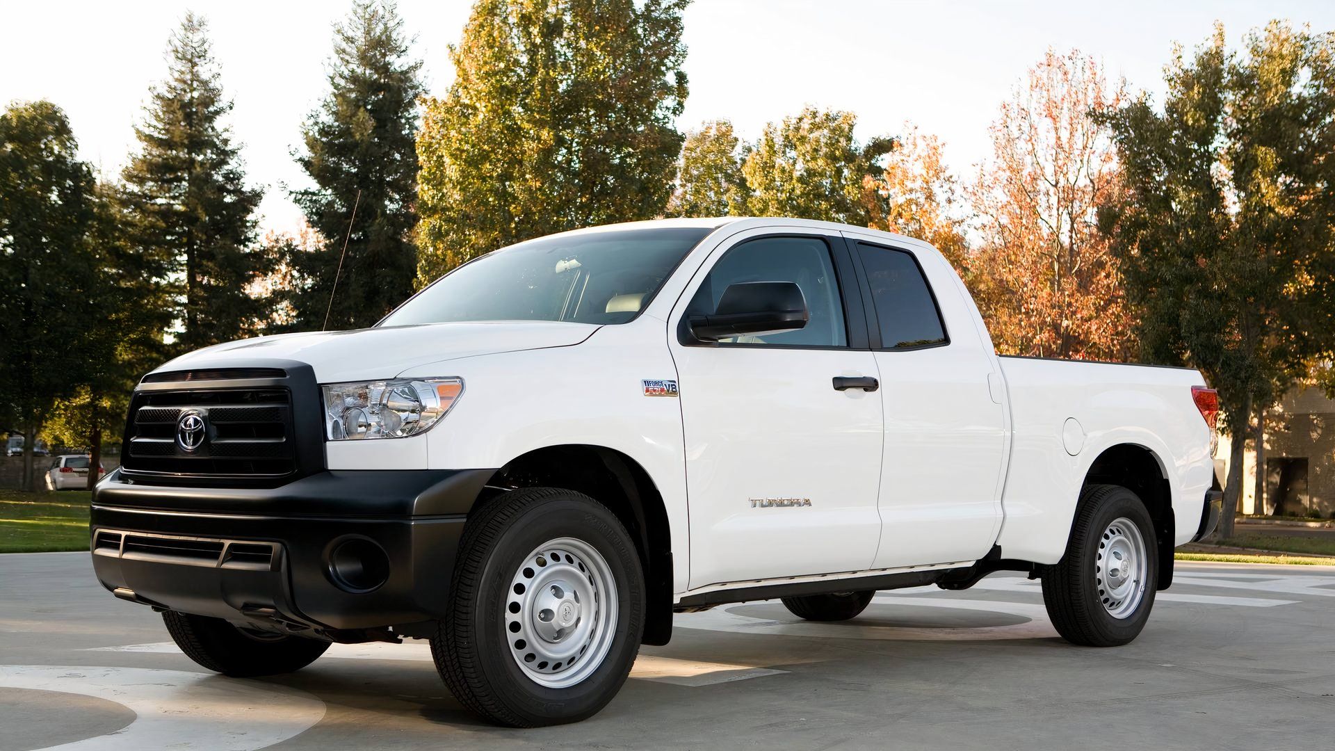 2013 Toyota Tundra Review, Pricing, Photos, and Specs