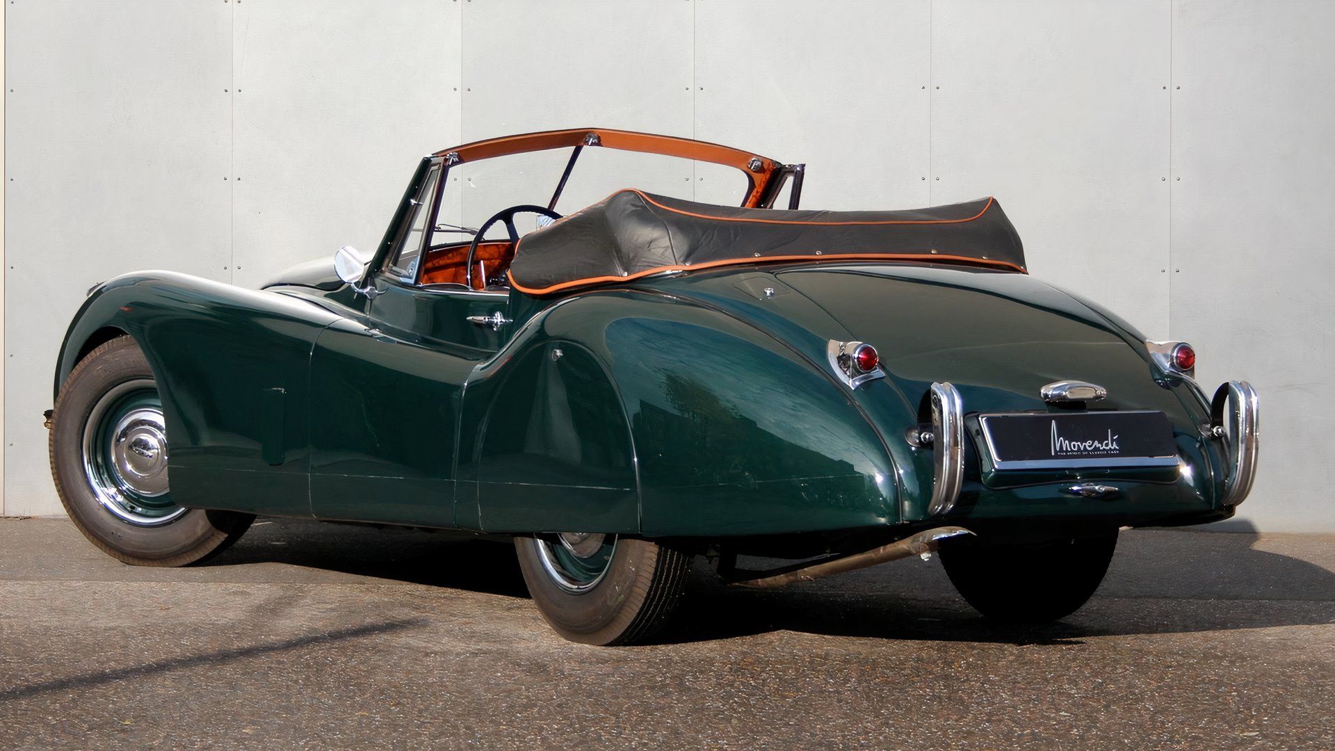 ラクーンオート注文製作 ジャガーXK180 1998年 パリモーター