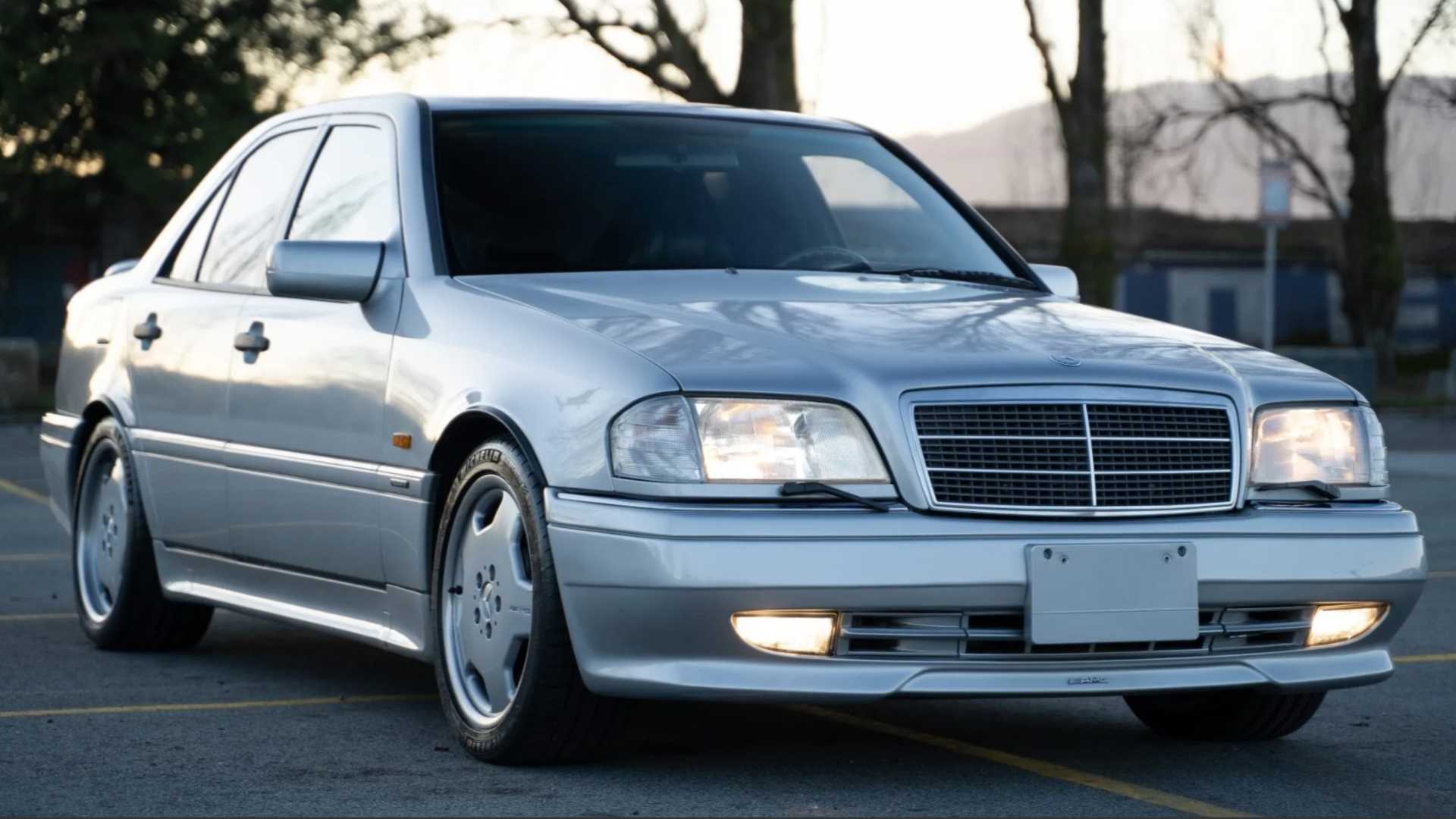 Each Generation Mercedes C Class AMG Ranked By Acceleration And Quarter each-generation-mercedes-c-class-amg-ranked-by-acceleration-and-quarter