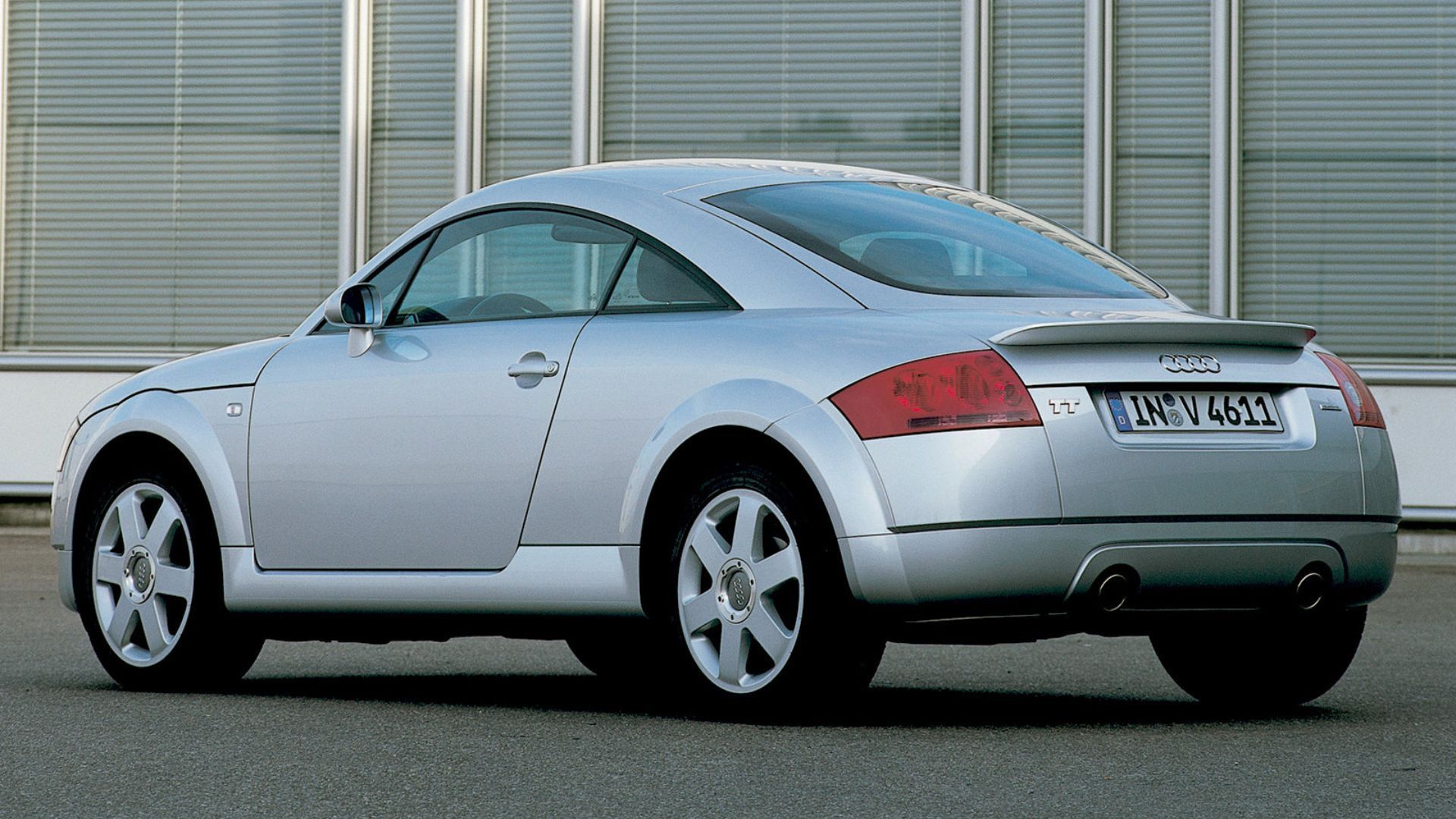 2000-2002 Audi TT Coupe Silver Rear Angle