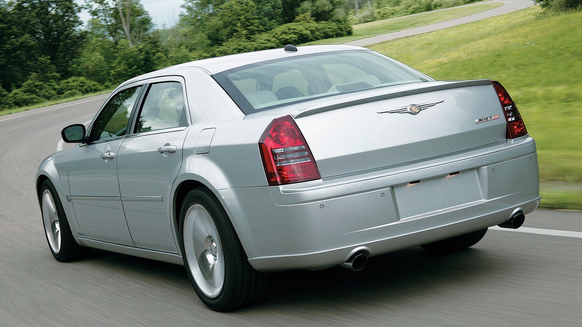 2009 Chrysler 300 SRT8 Pricing, Photos & Specs