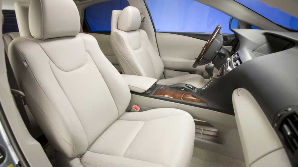 2012 Lexus RX Pricing, Photos & Specs
