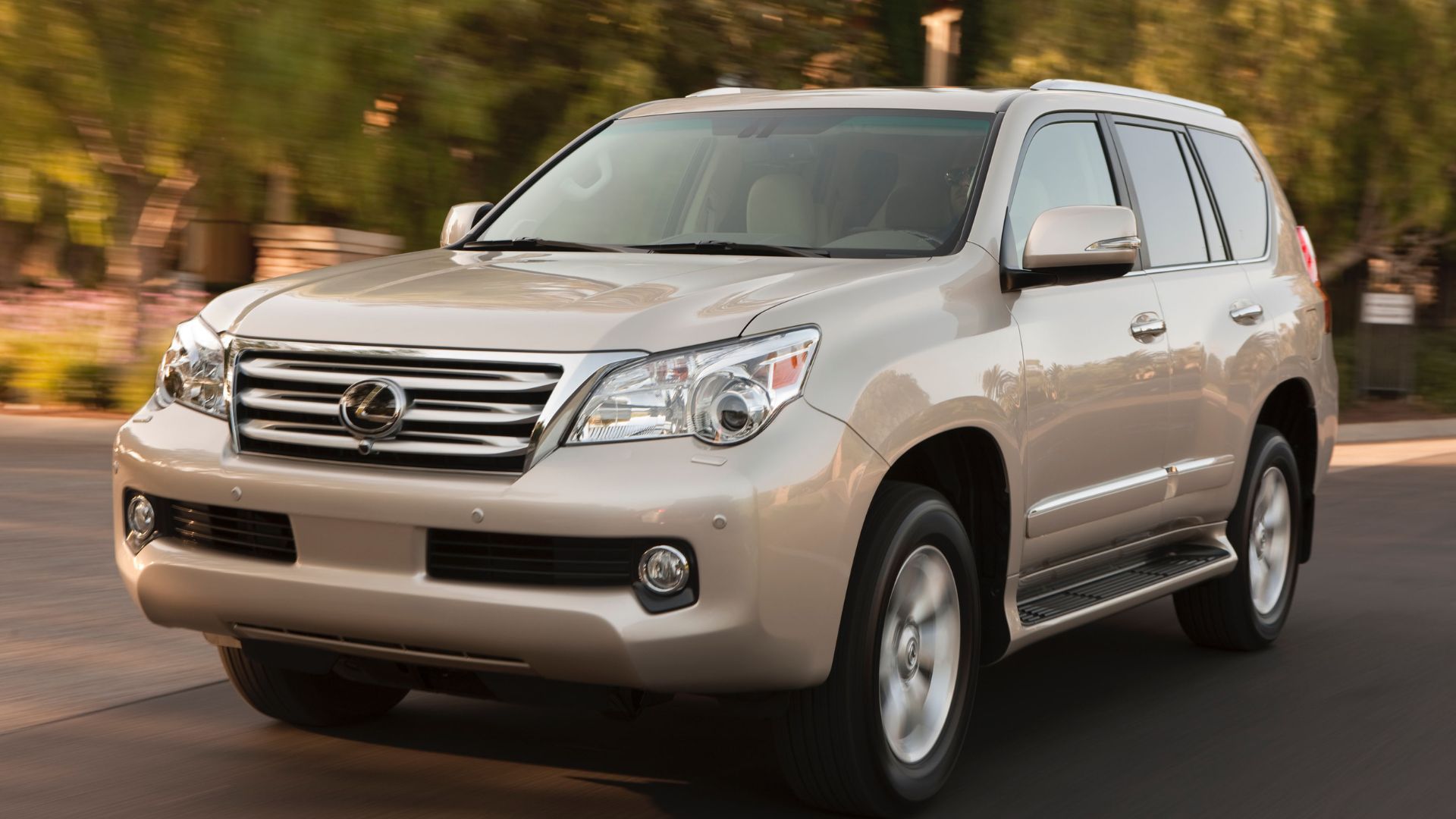 2010 Lexus GX Exterior Photos