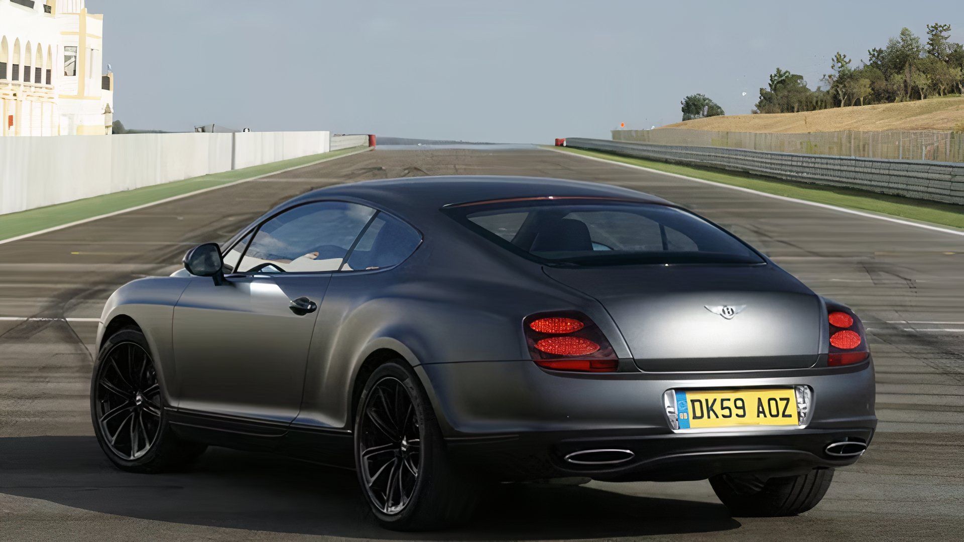 The 10 Cheapest Used Sports Cars That Can Reach 200 MPH