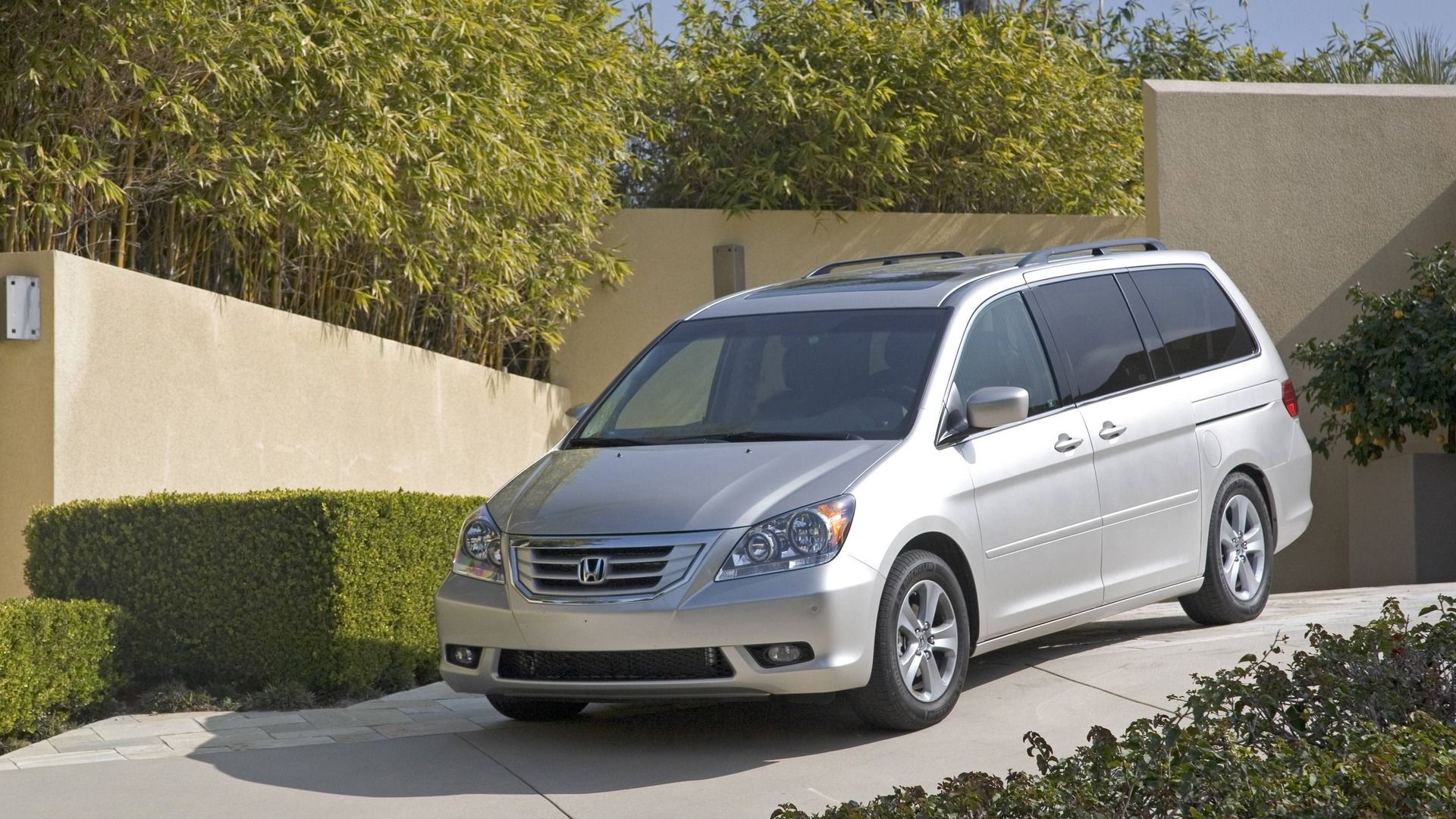 2008 Honda Odyssey Review, Pricing, Photos, and Specs 2008 Honda Odyssey Review, Pricing, Photos, and Specs