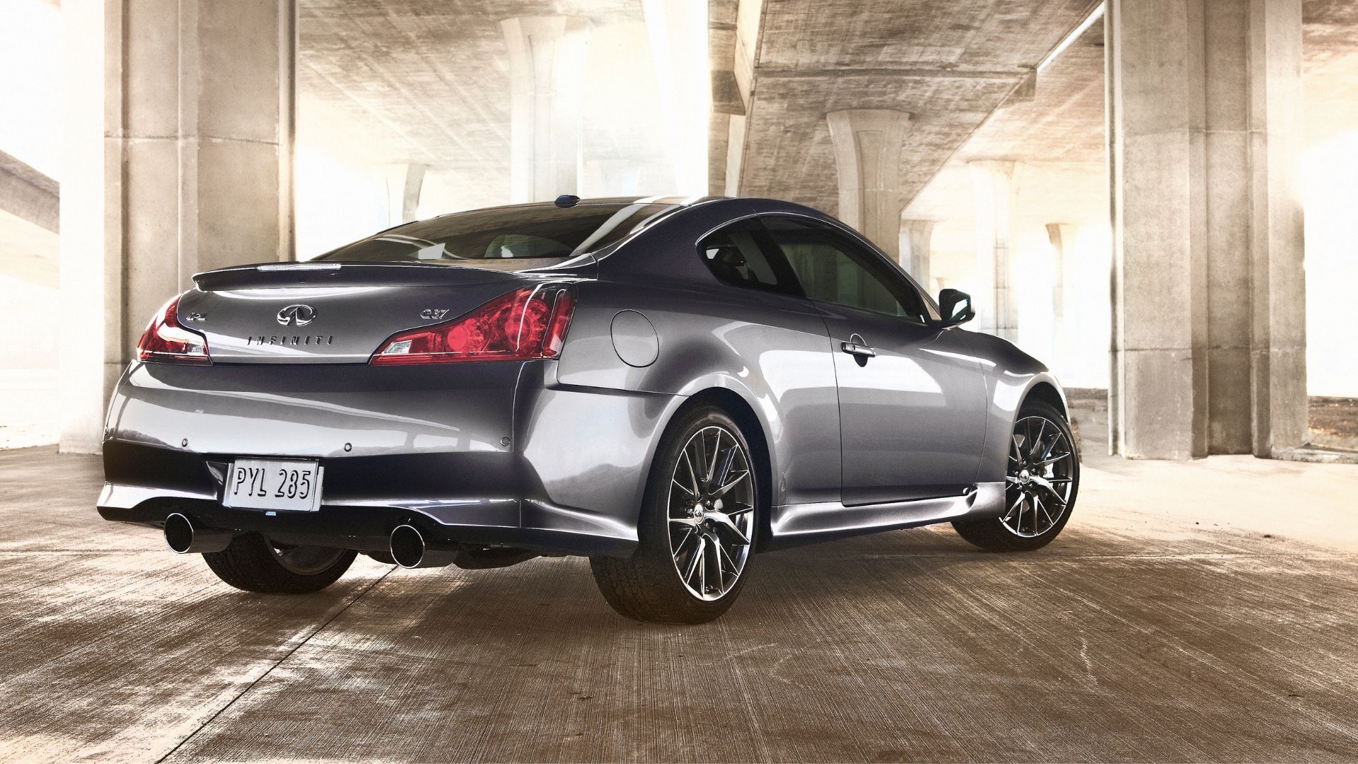 G35 vs. G37: Japanese Sports Coupes Compared