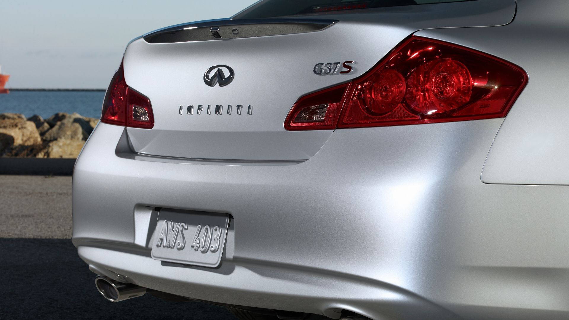 2011 Infiniti G37 Sedan Pricing, Photos & Specs