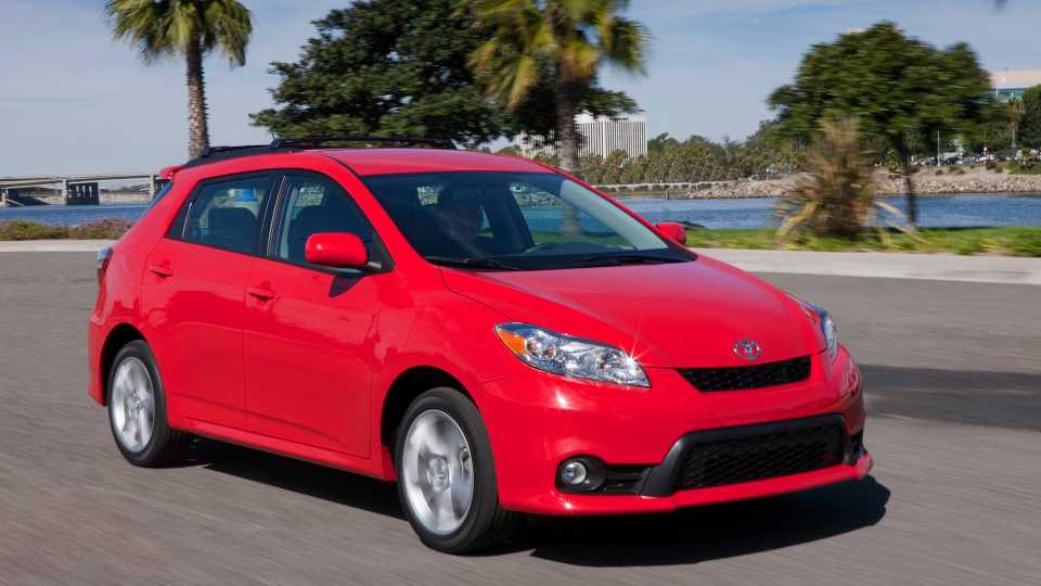 2012 Toyota Matrix Pricing, Photos & Specs