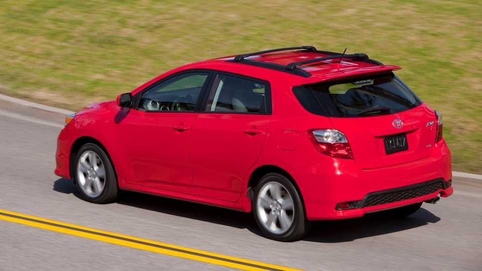 2012 Toyota Matrix Pricing, Photos & Specs
