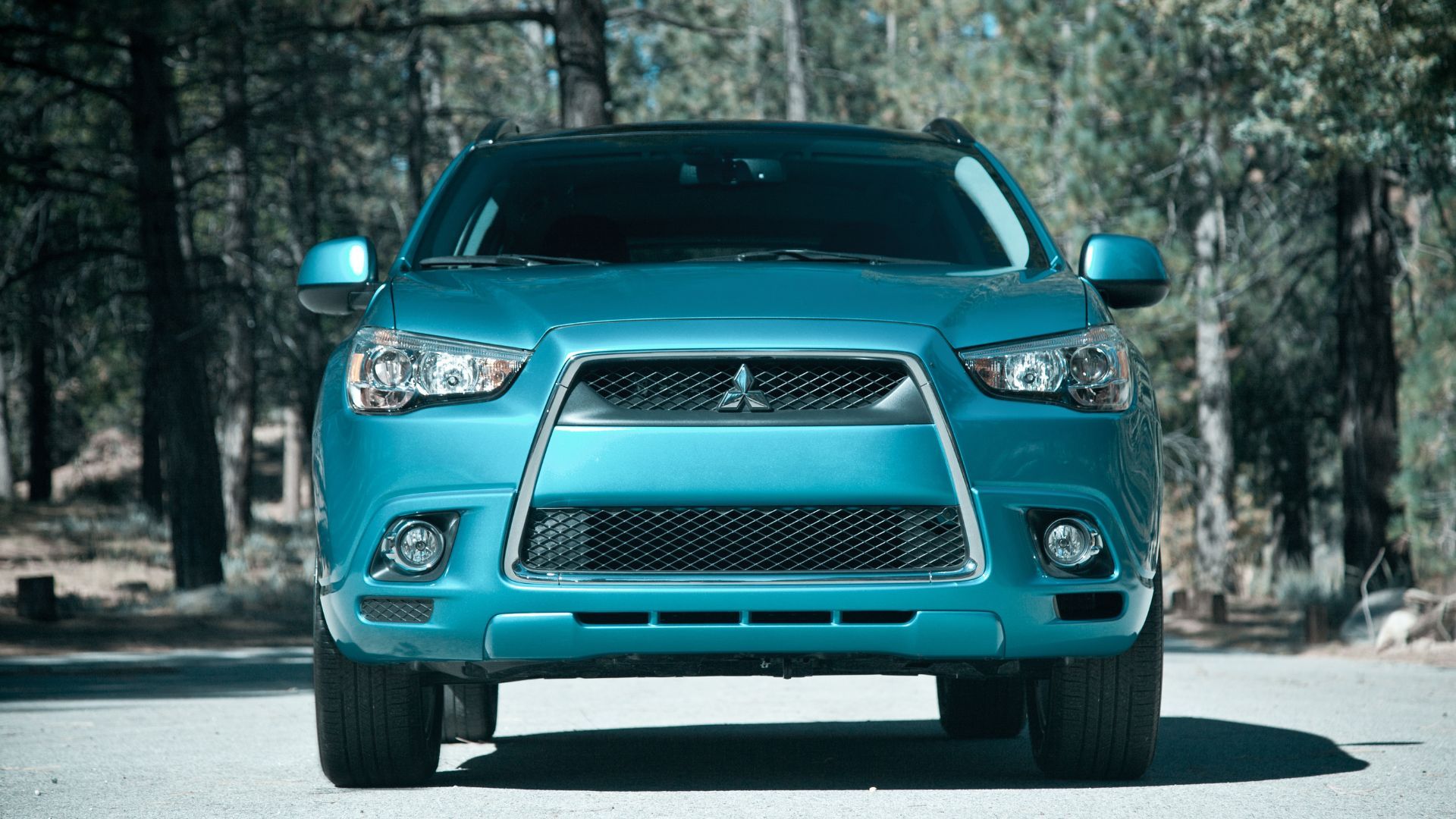 2012 Mitsubishi Outlander Pricing, Photos & Specs